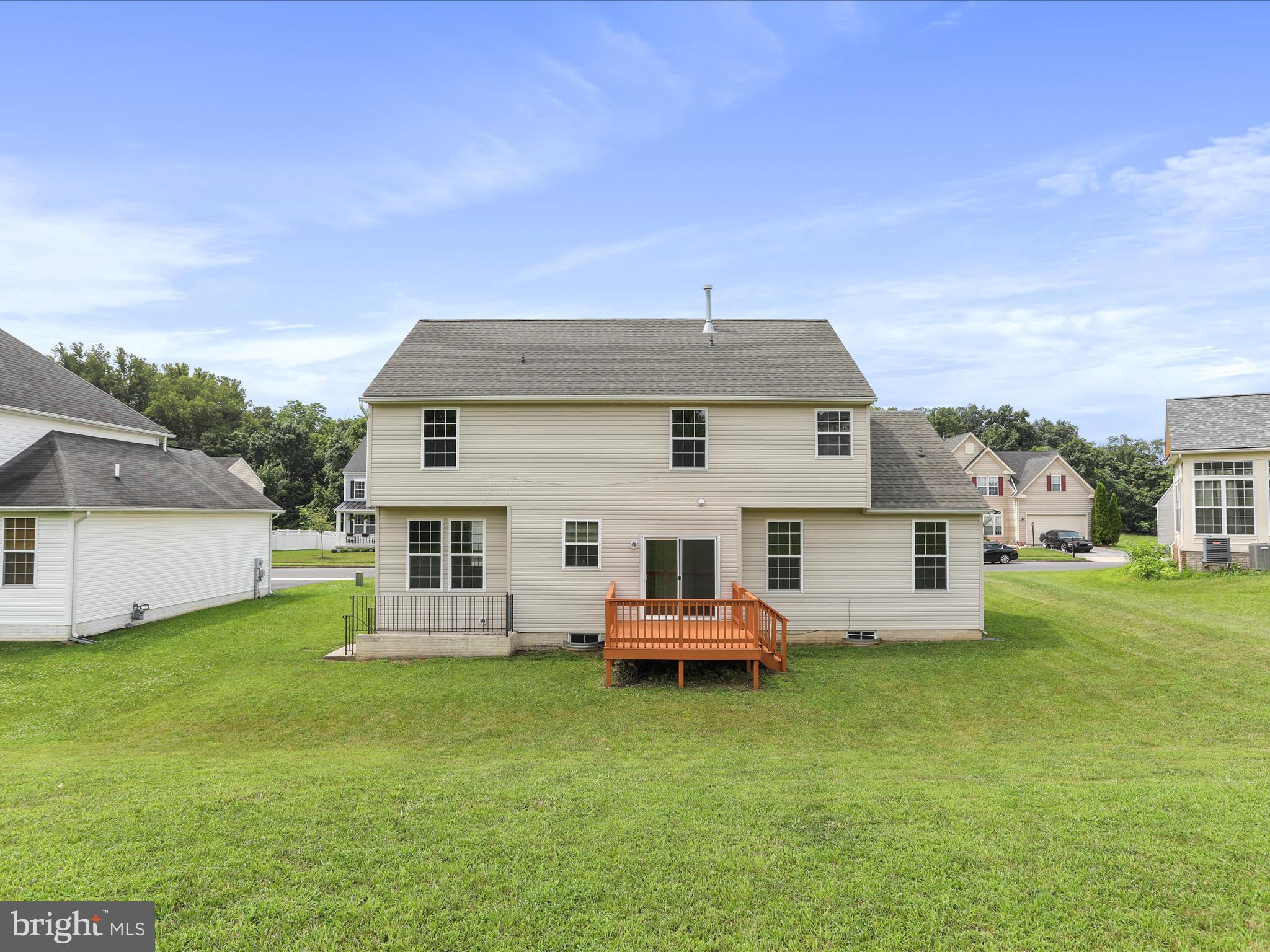 ARCHERS ROCK - Residential