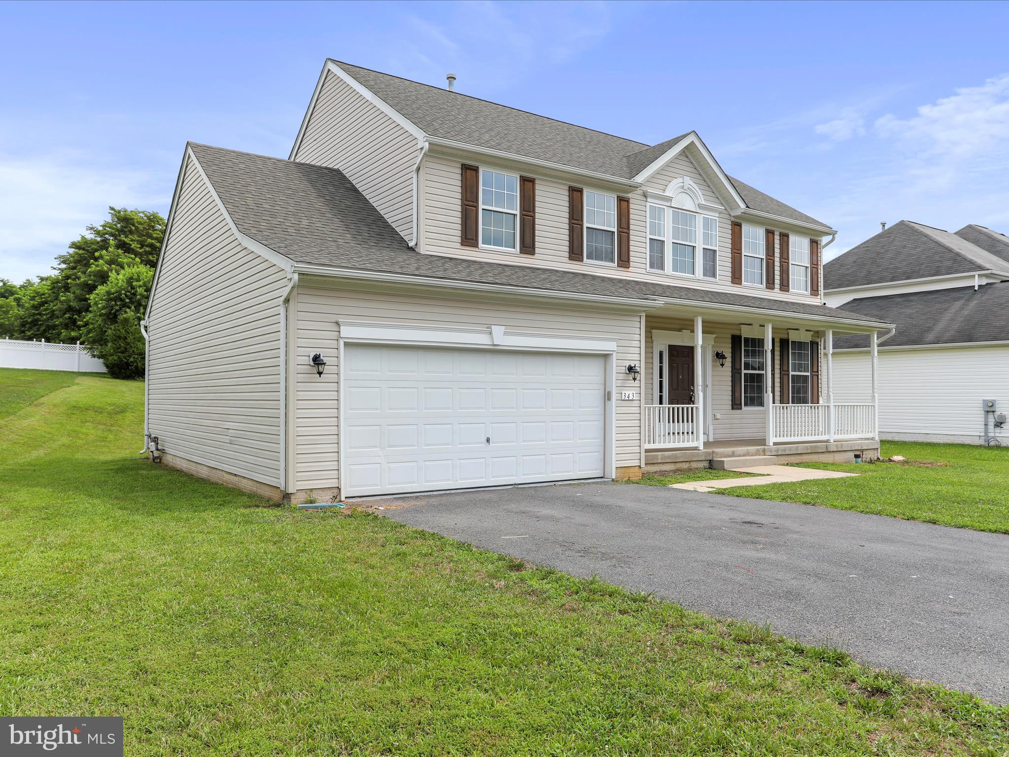 ARCHERS ROCK - Residential