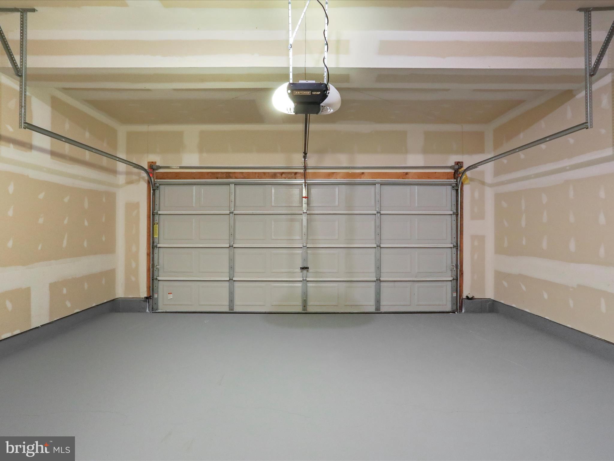 ARCHERS ROCK - Residential