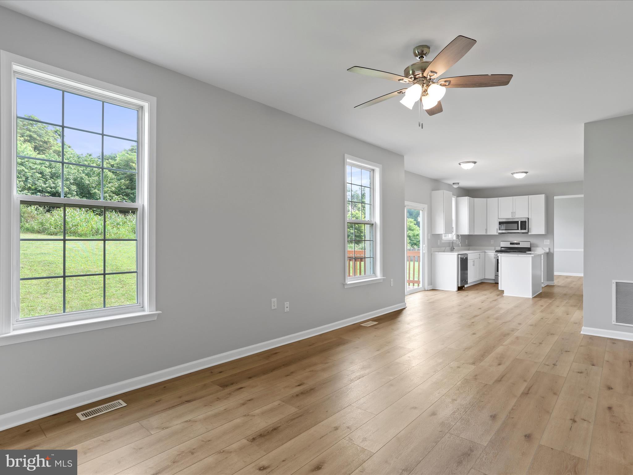 ARCHERS ROCK - Residential