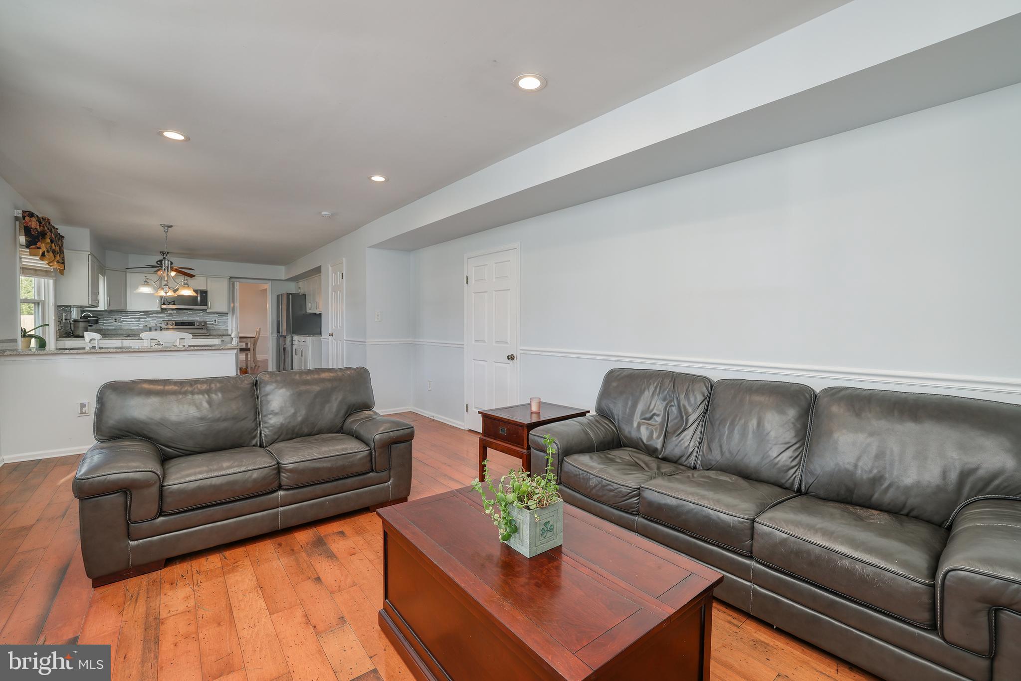 YARDLEY HUNT - Residential