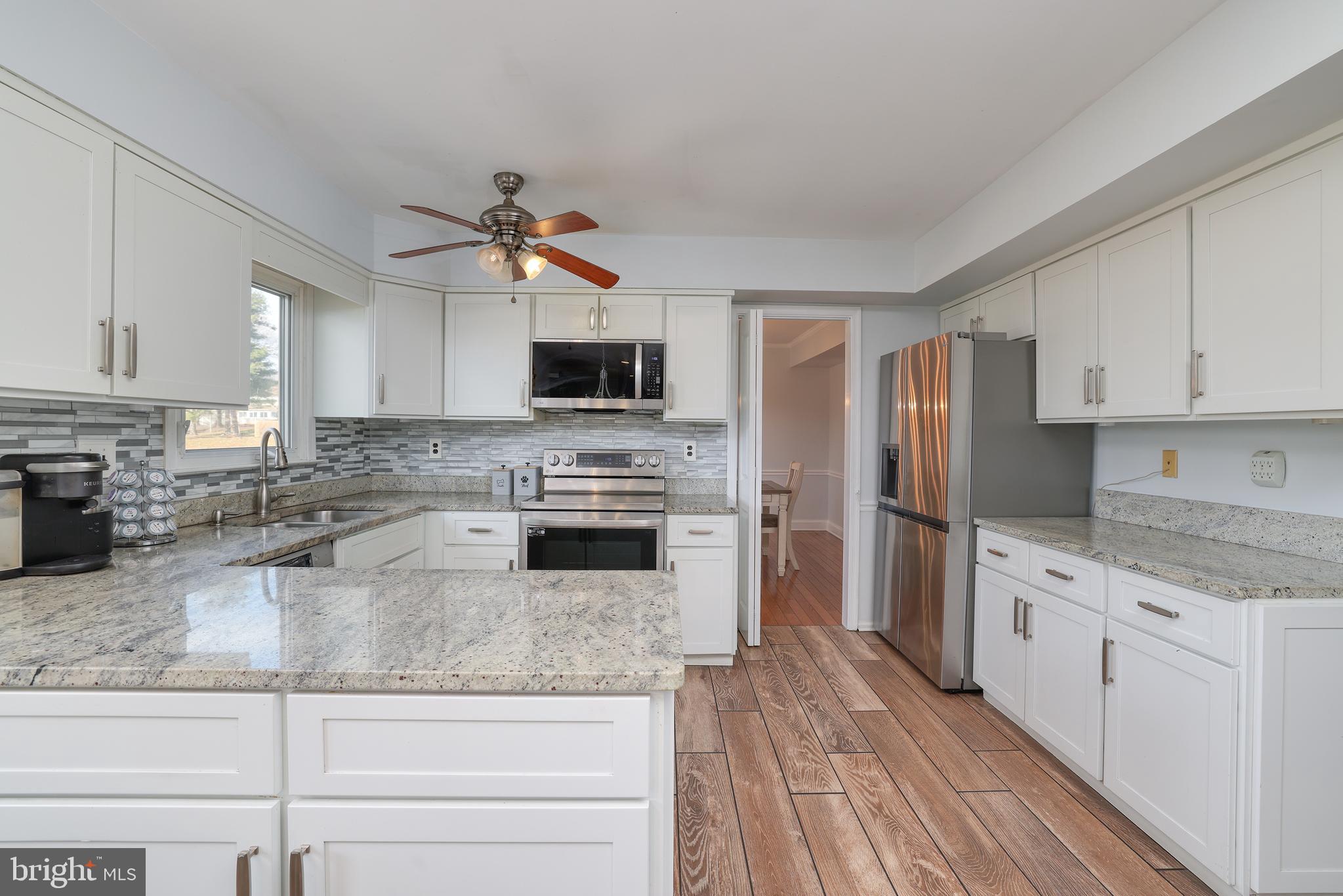 1363 LEXINGTON DRIVE