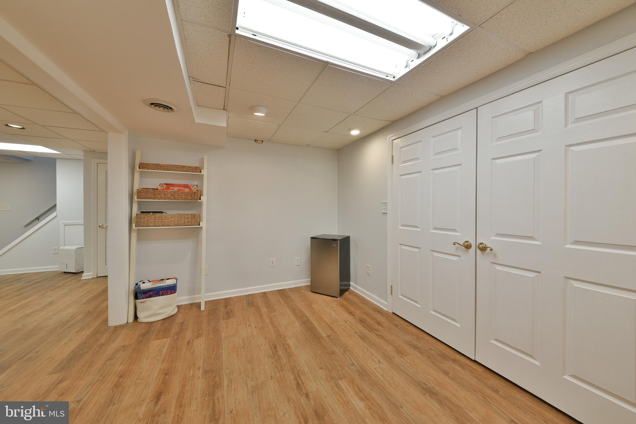 YARDLEY HUNT - Residential