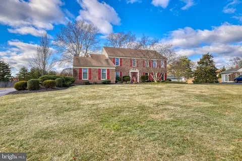 1363 Lexington Drive, Yardley, PA MLS: PABU2111350