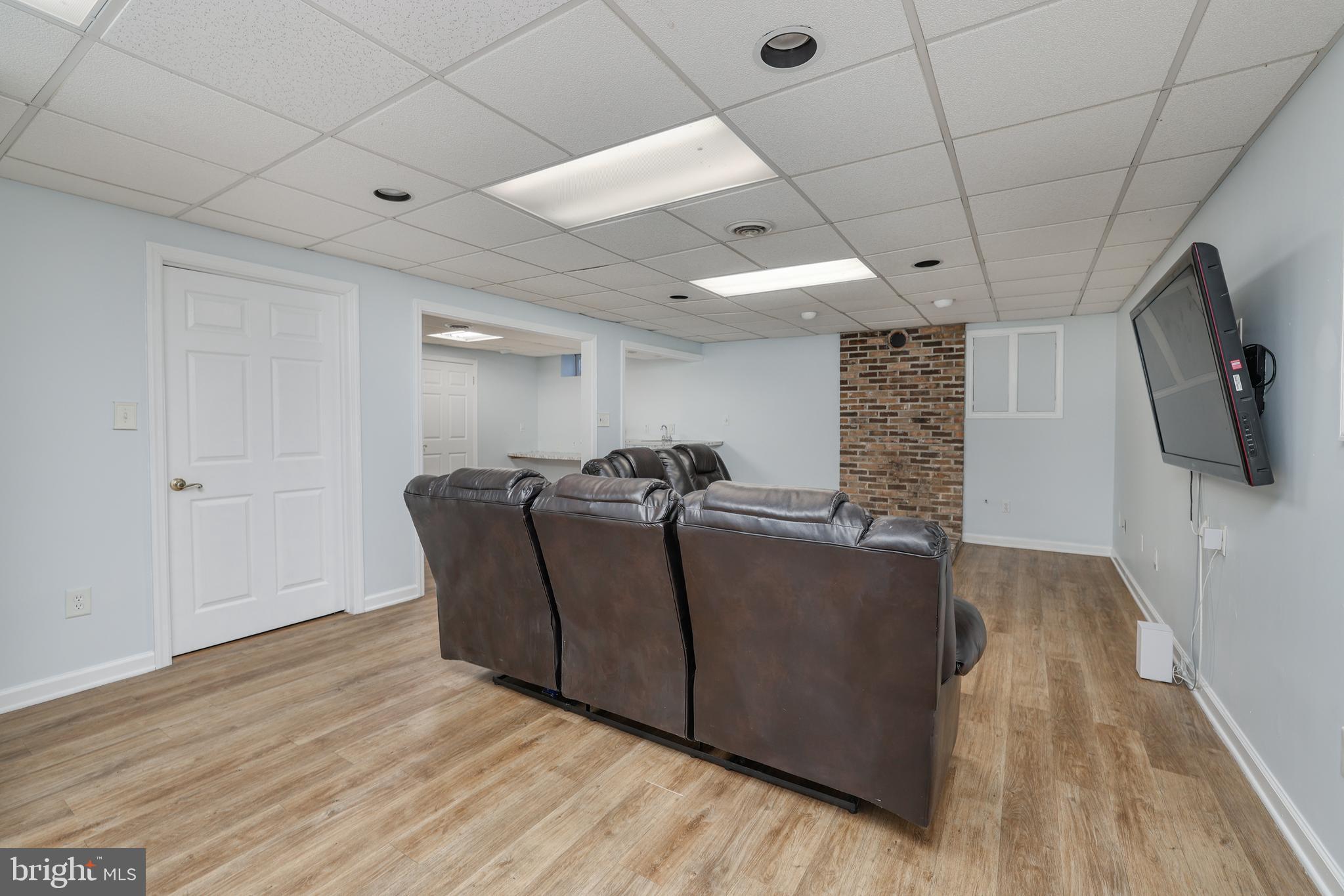 YARDLEY HUNT - Residential