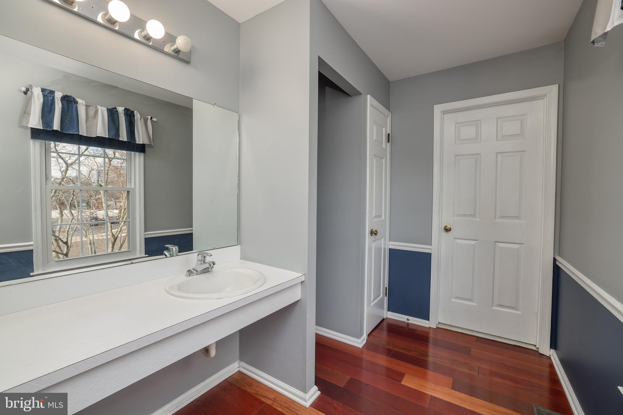 YARDLEY HUNT - Residential