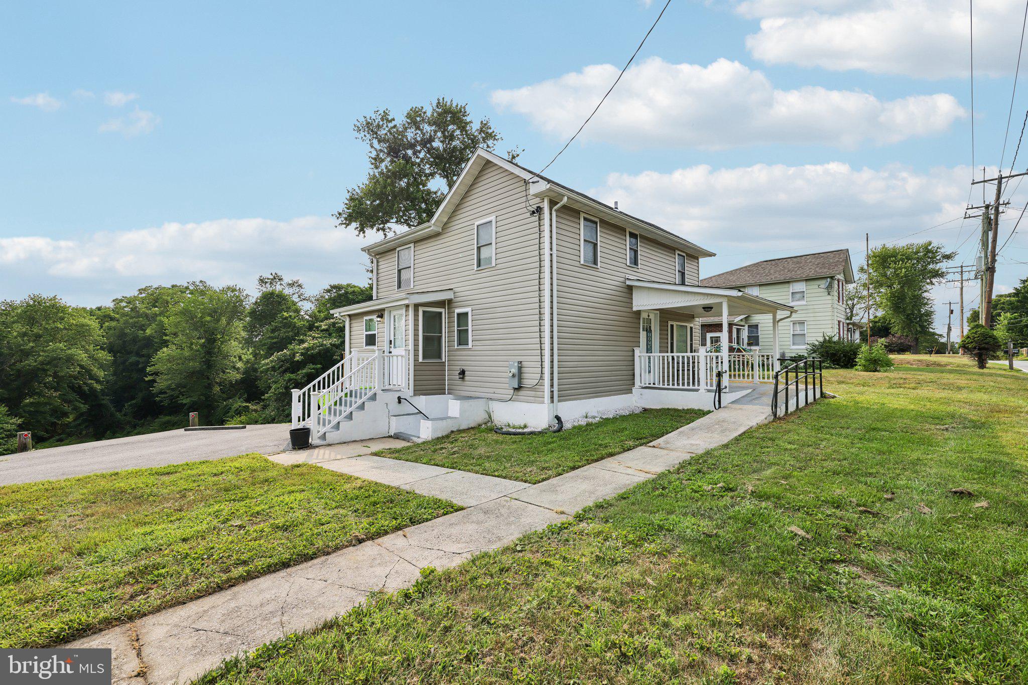 2624 ROCKS ROAD