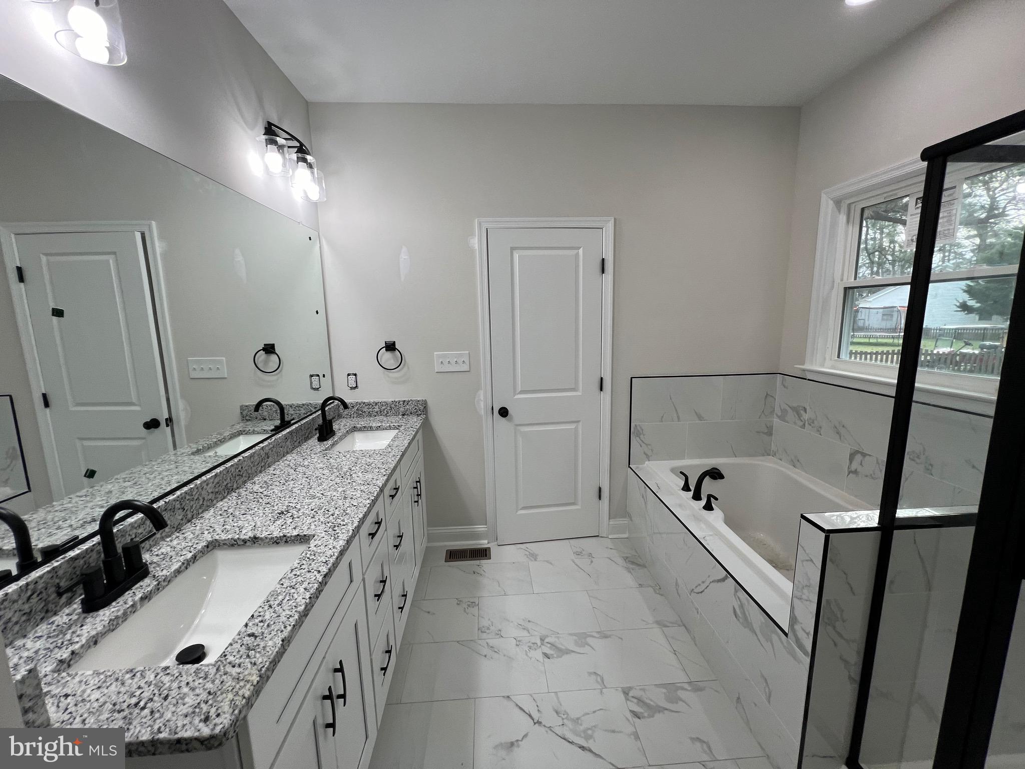 PLACID BAY ESTATES - Residential