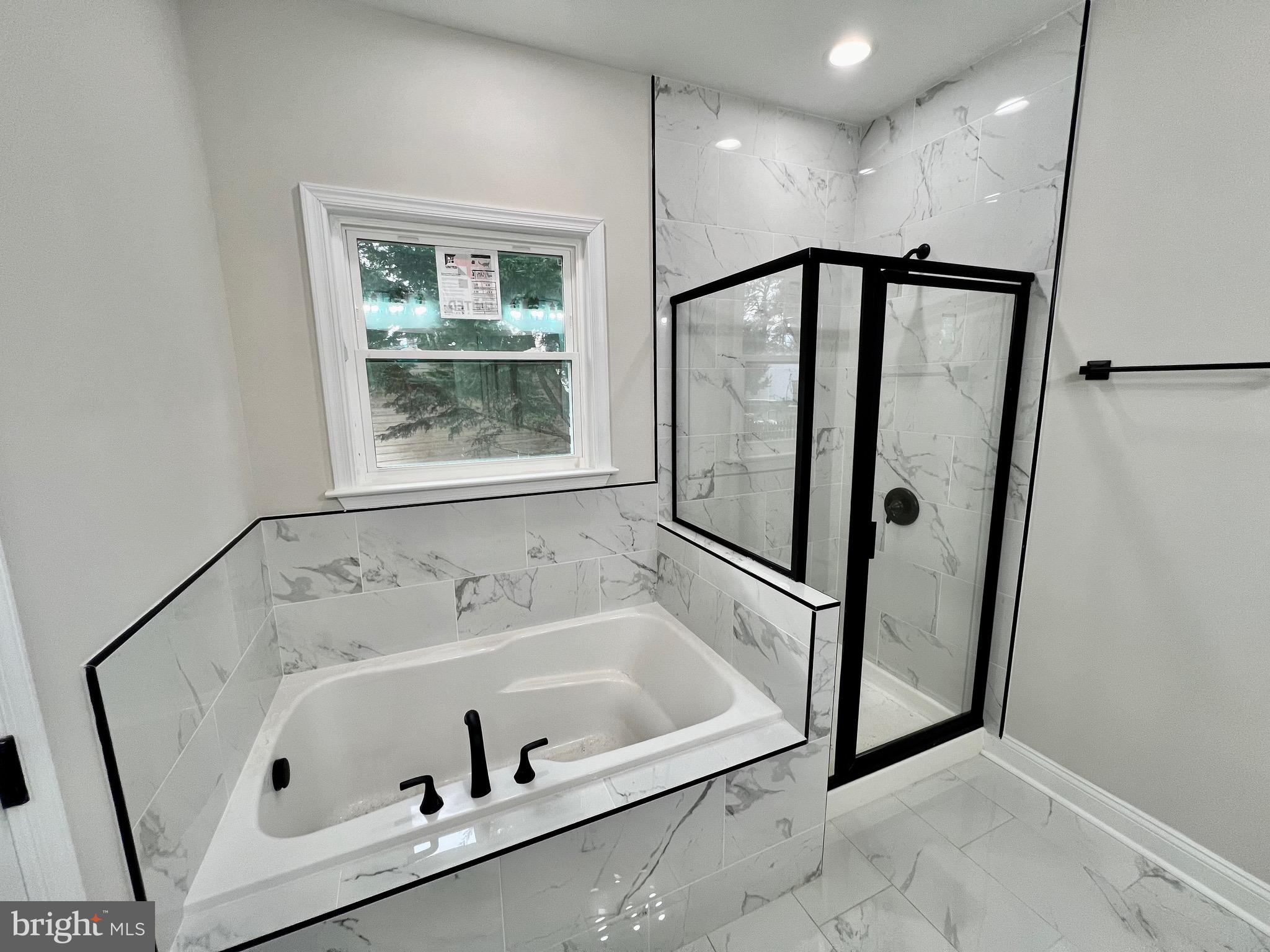 PLACID BAY ESTATES - Residential