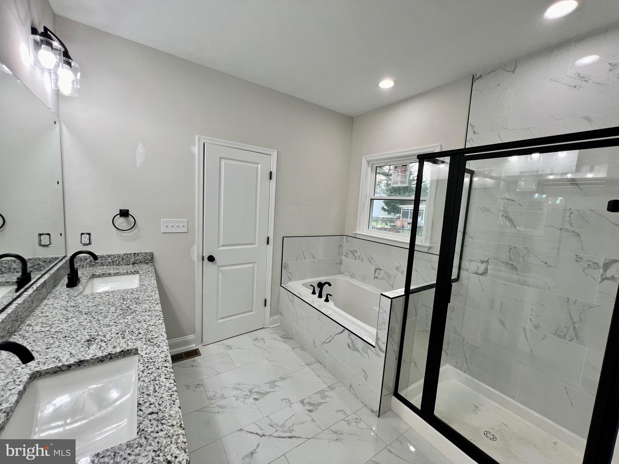 PLACID BAY ESTATES - Residential