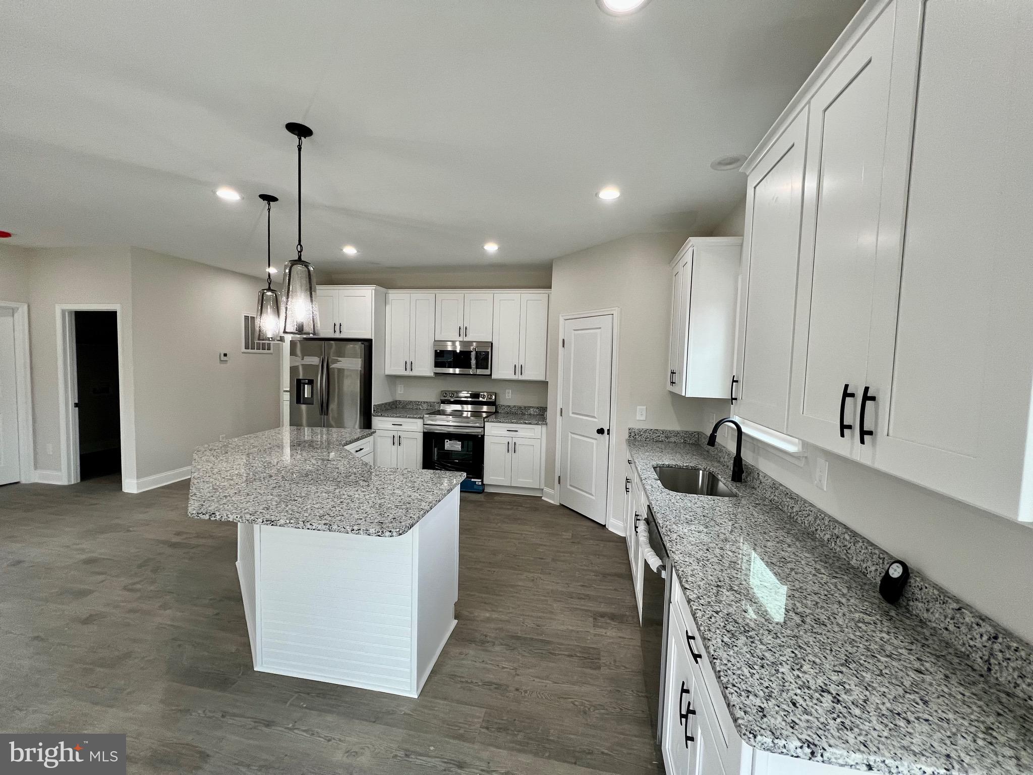 PLACID BAY ESTATES - Residential