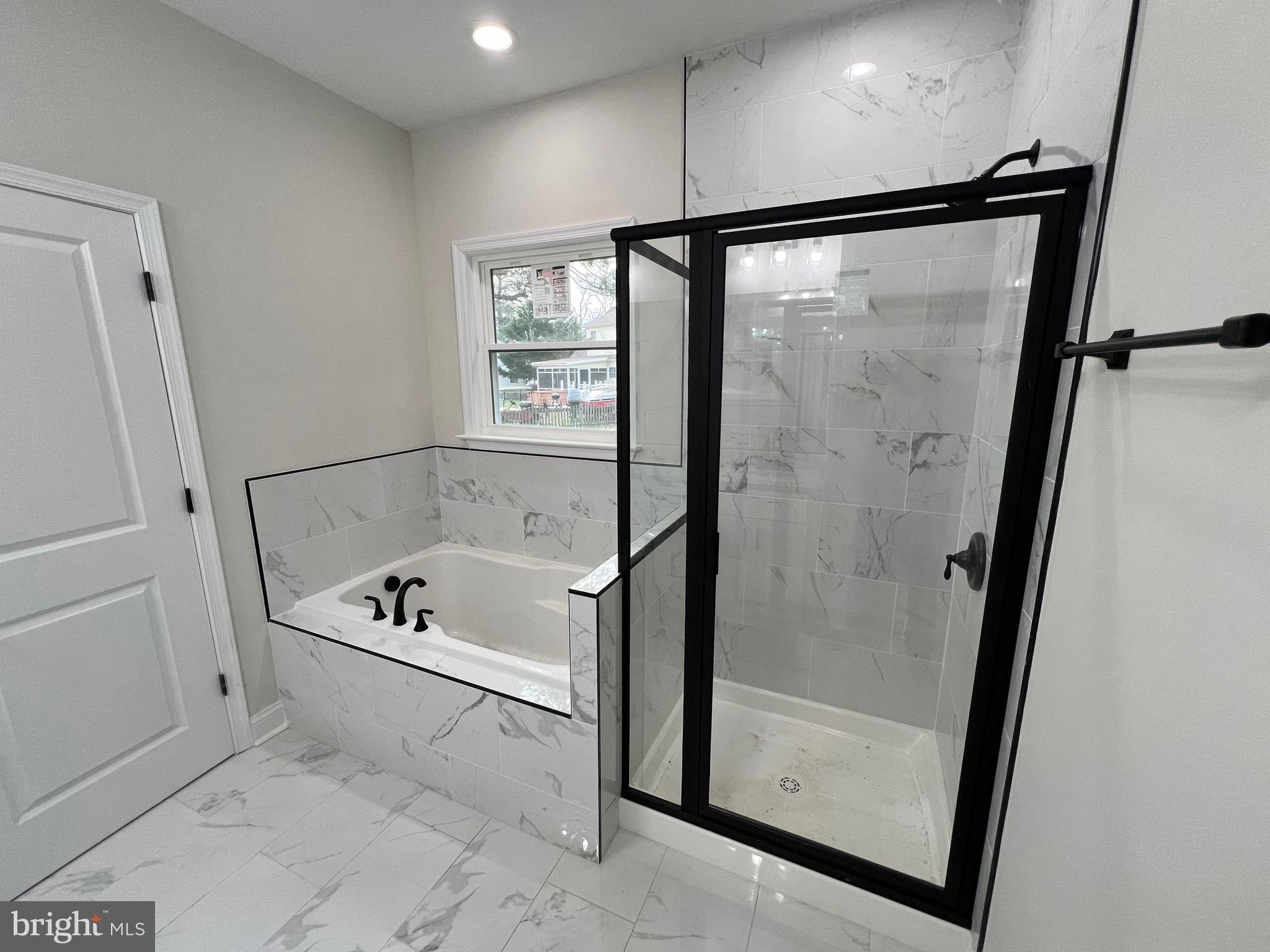 PLACID BAY ESTATES - Residential