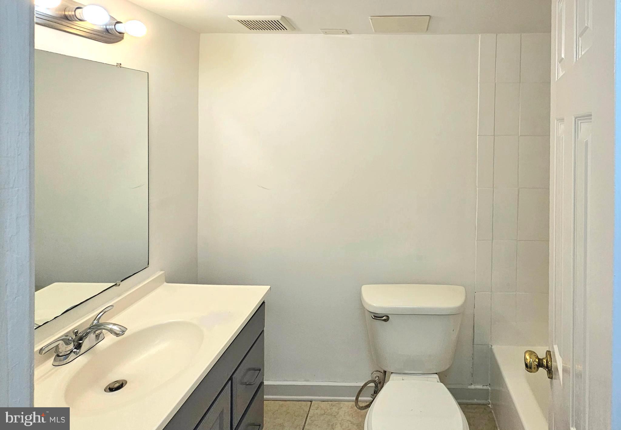 BETHESDA PARK - Residential