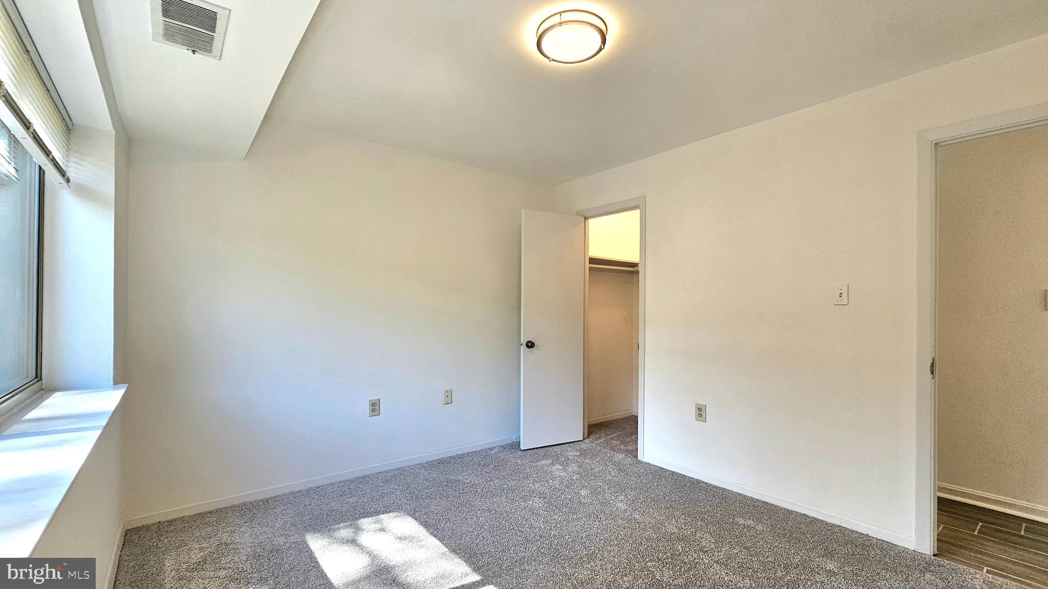 BETHESDA PARK - Residential