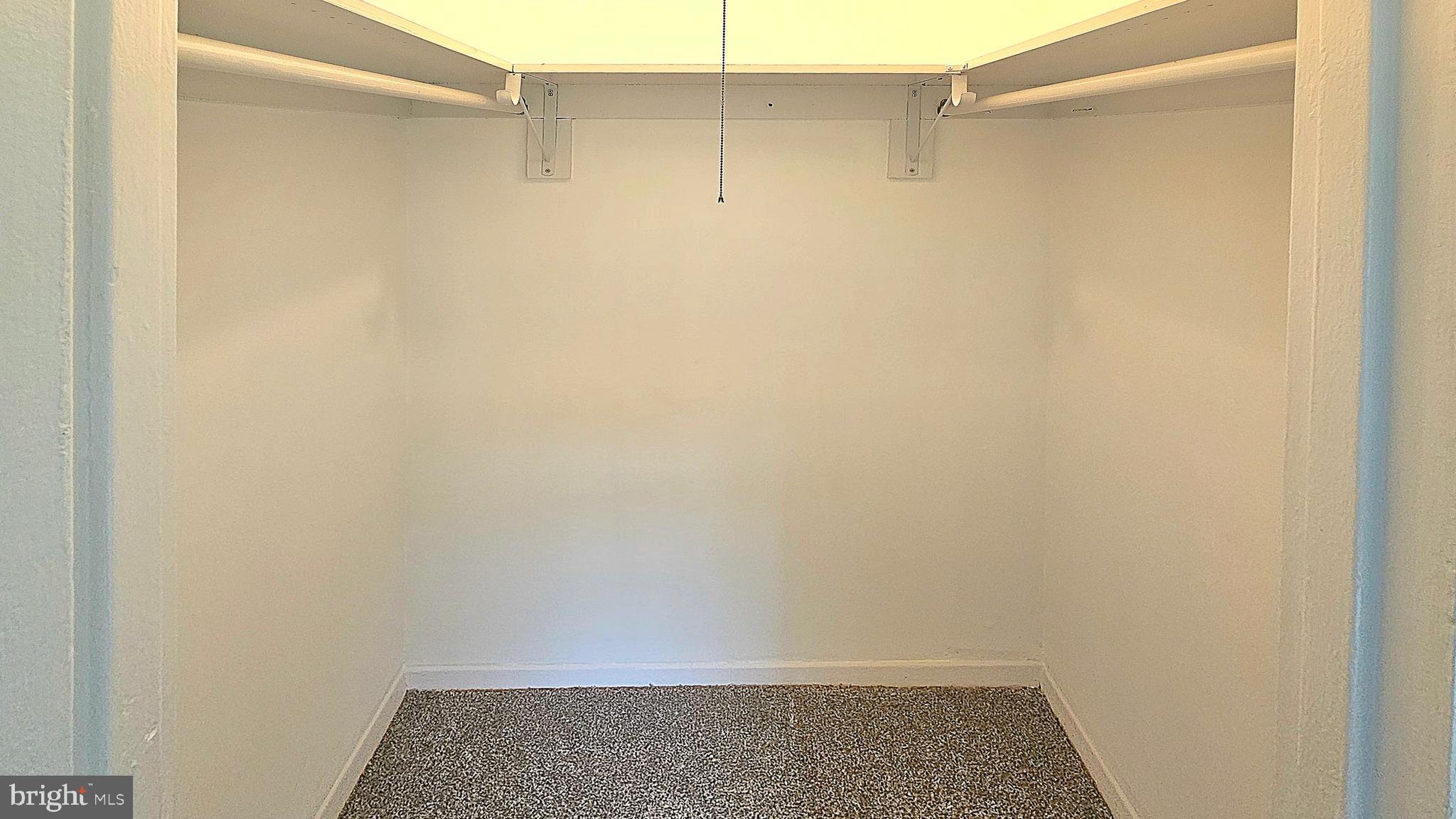 BETHESDA PARK - Residential