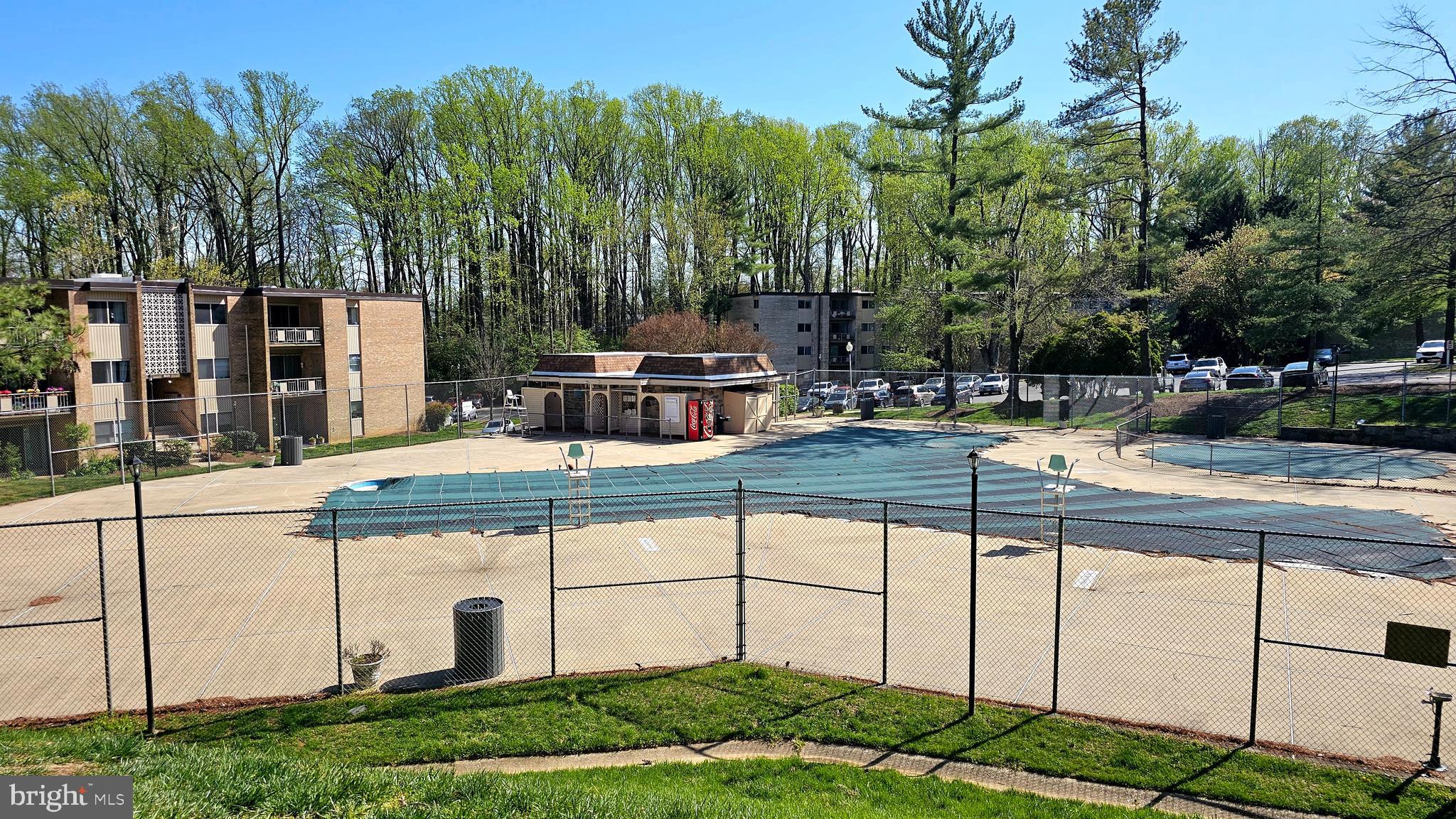 BETHESDA PARK - Residential