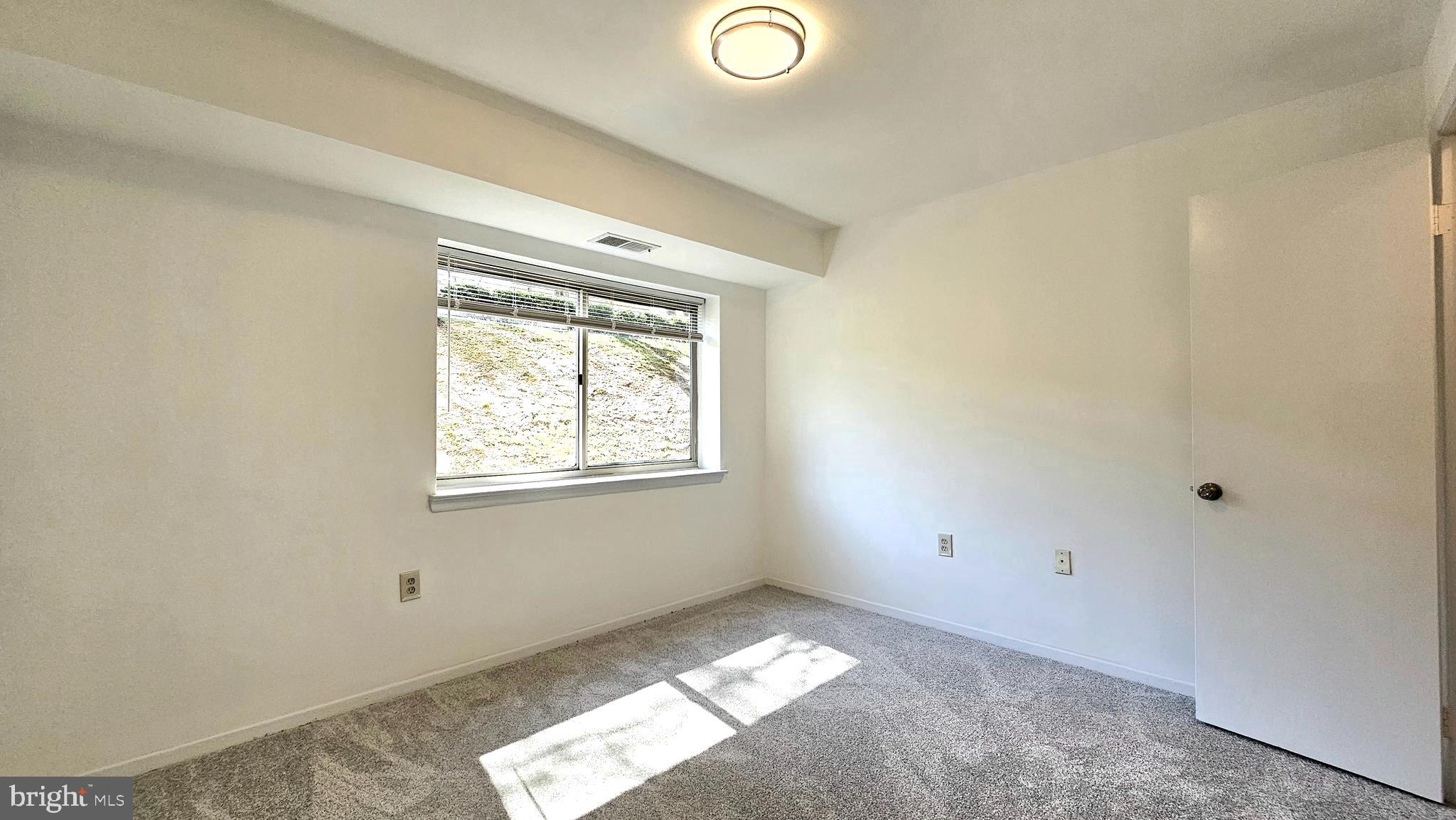 BETHESDA PARK - Residential