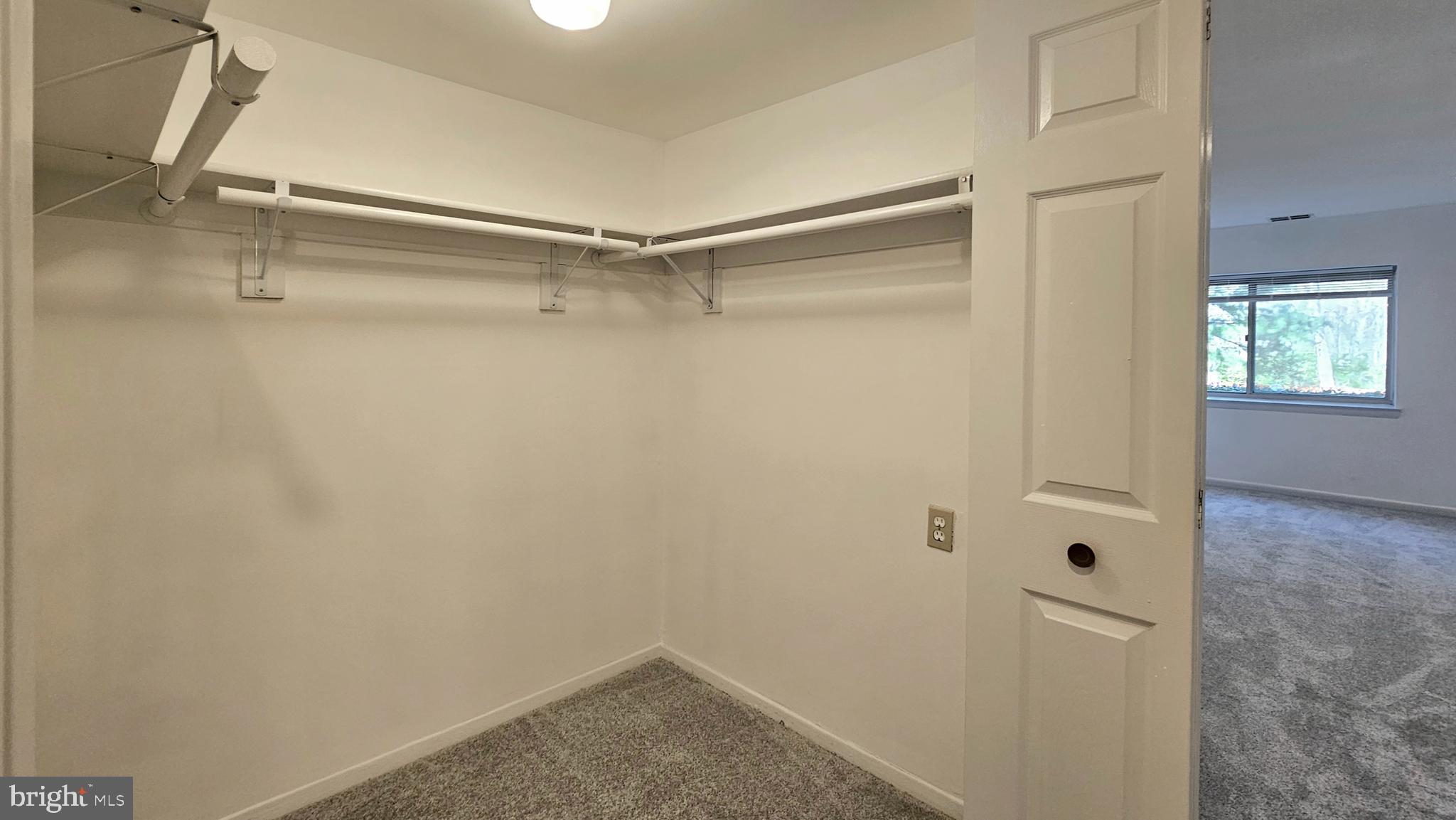 BETHESDA PARK - Residential