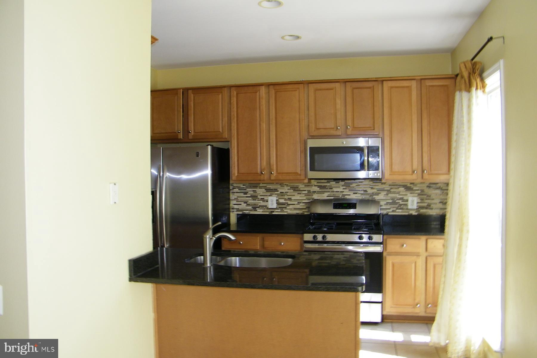 COPPERMINE CROSSING - Residential Lease