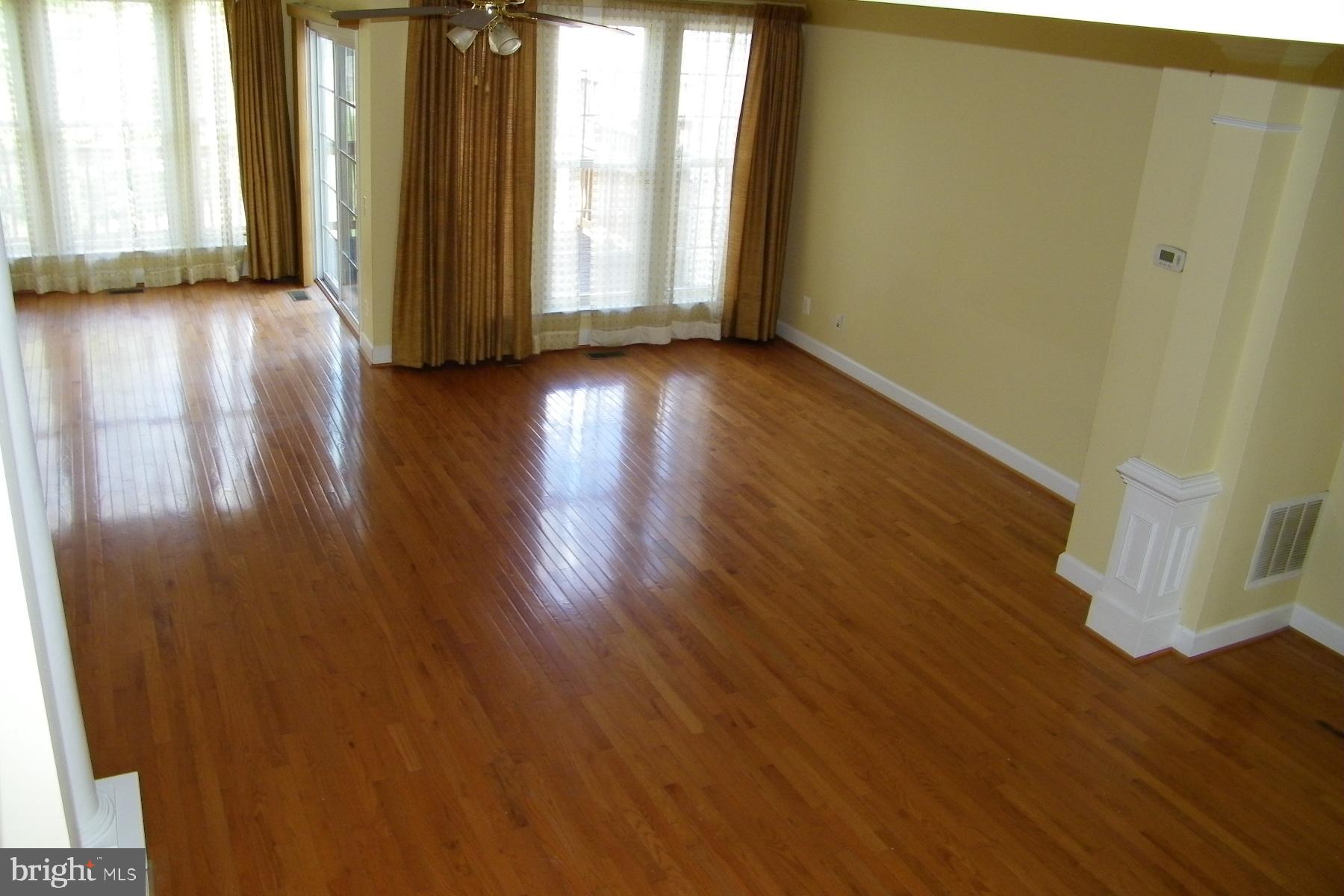 COPPERMINE CROSSING - Residential Lease