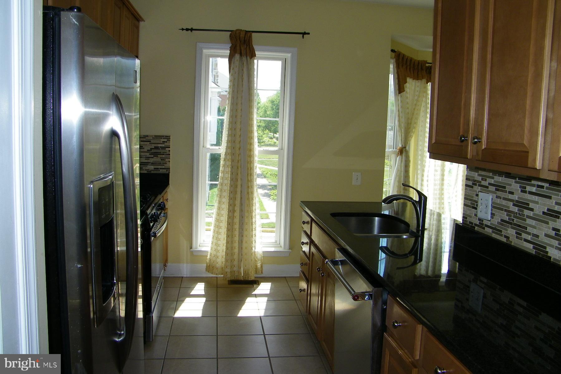 COPPERMINE CROSSING - Residential Lease