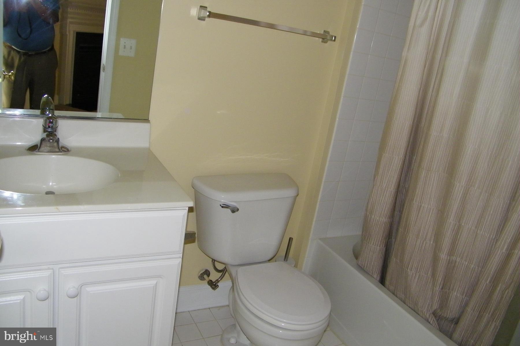 COPPERMINE CROSSING - Residential Lease