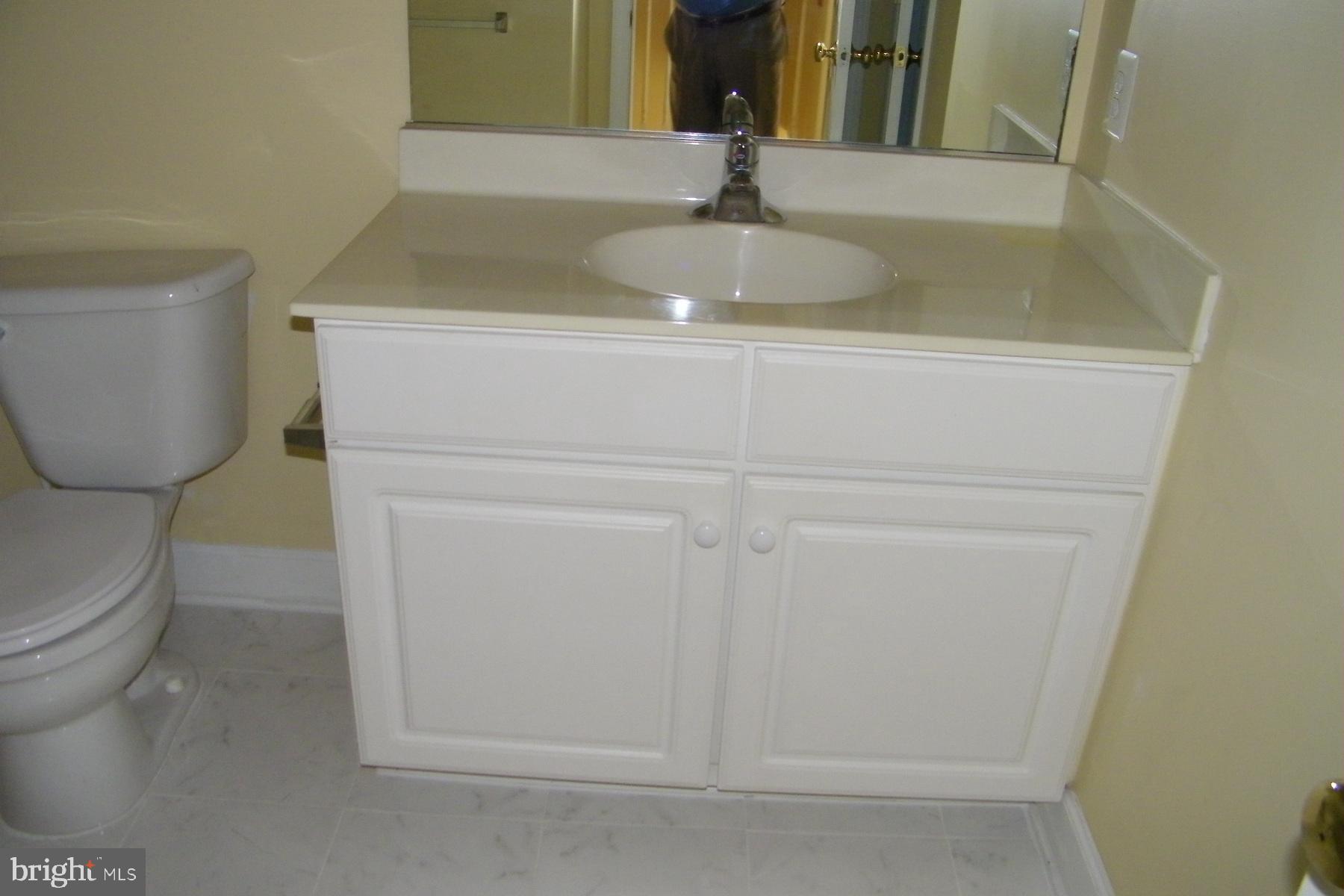 COPPERMINE CROSSING - Residential Lease