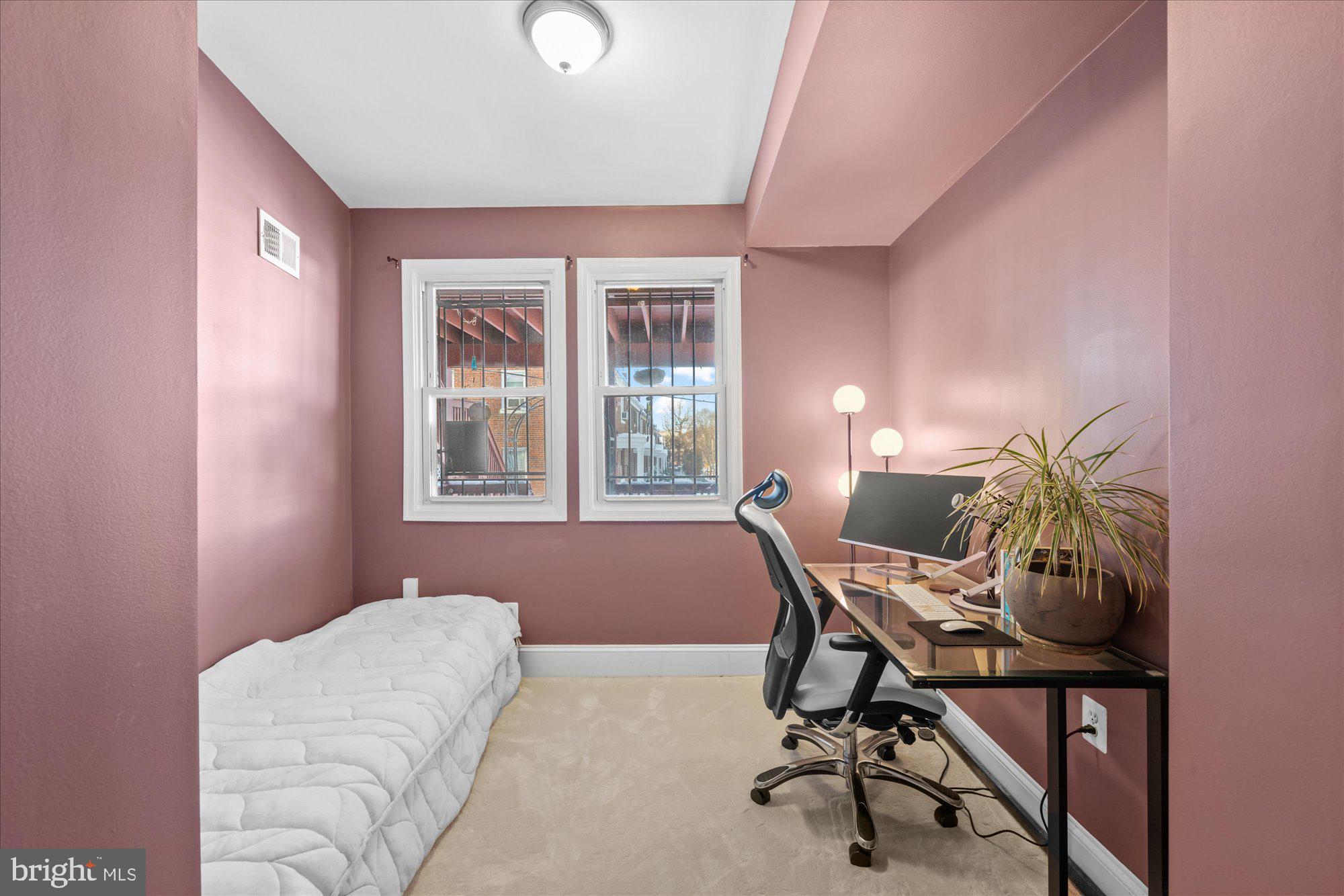 1668 TRINIDAD AVENUE NE 2