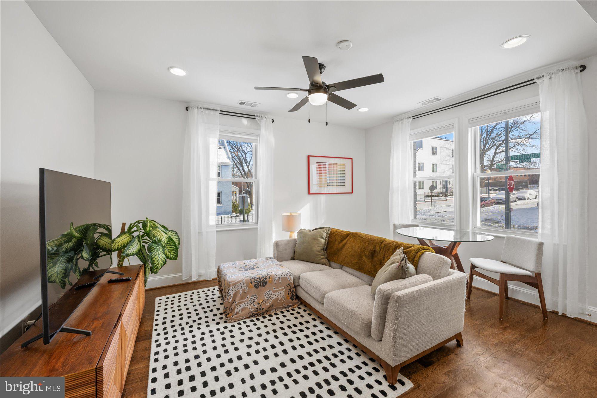 1668 TRINIDAD AVENUE NE 2