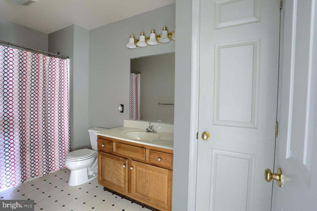 CHAMBERS KNOLL - Residential