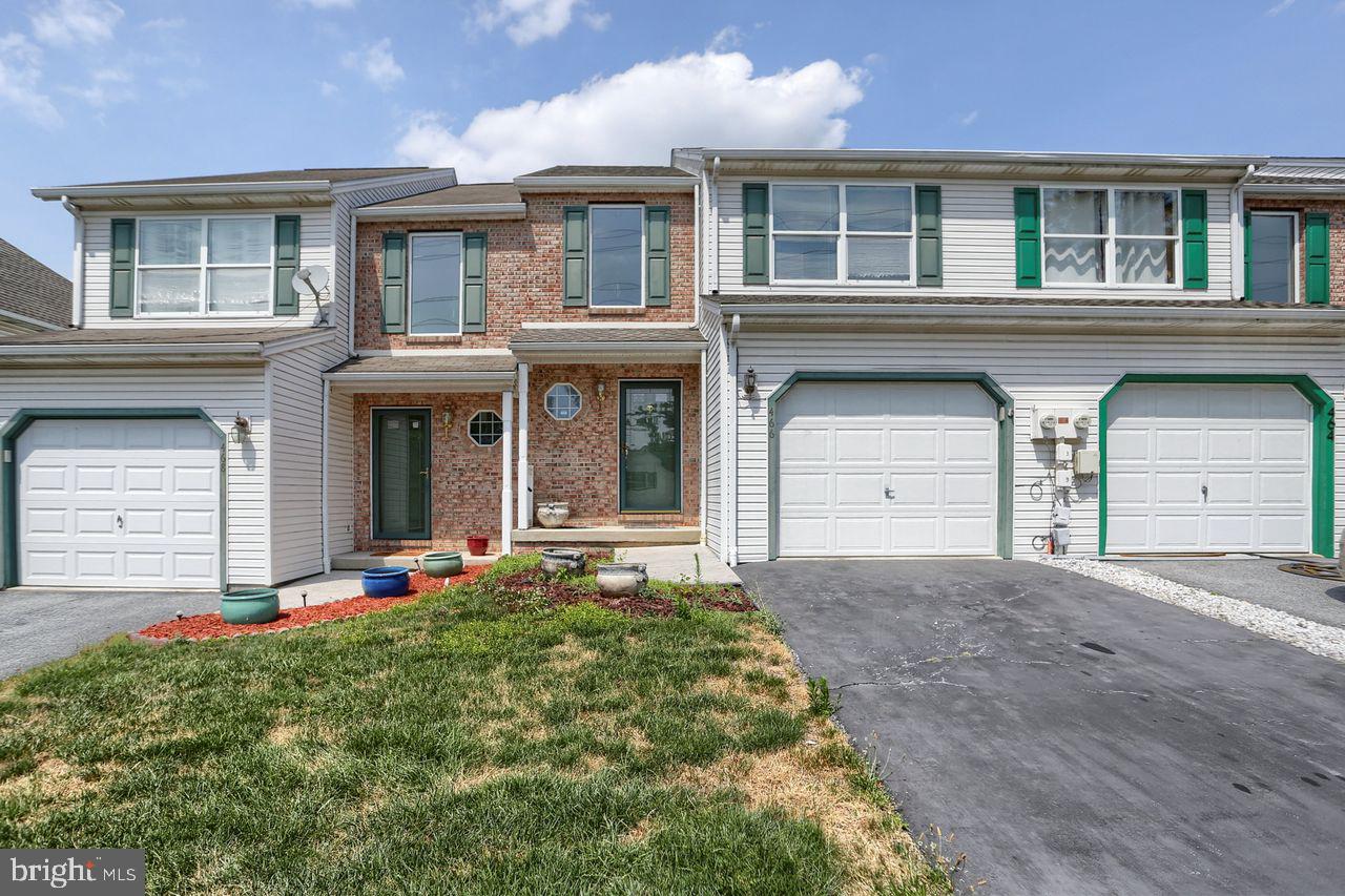 CHAMBERS KNOLL - Residential