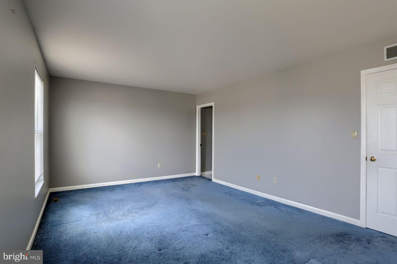 CHAMBERS KNOLL - Residential