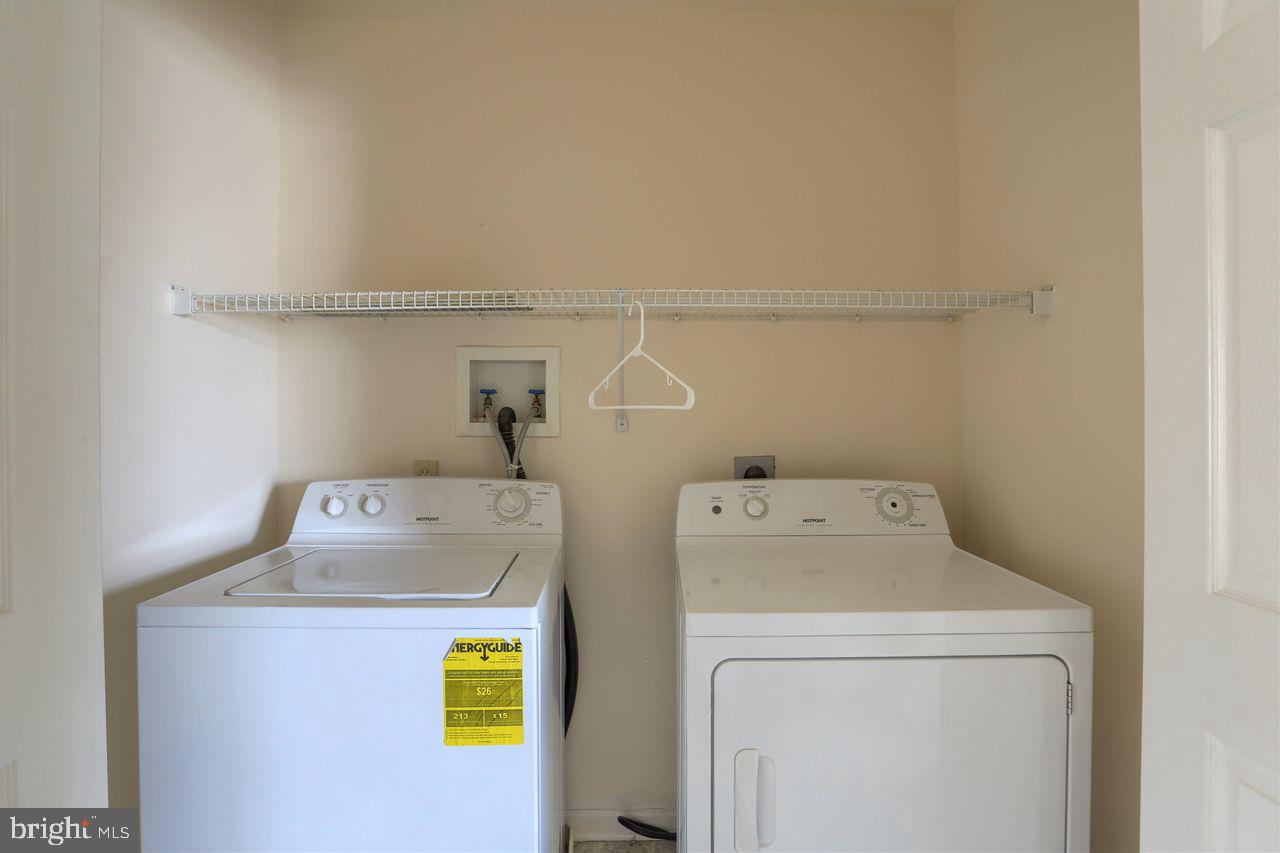 CHAMBERS KNOLL - Residential