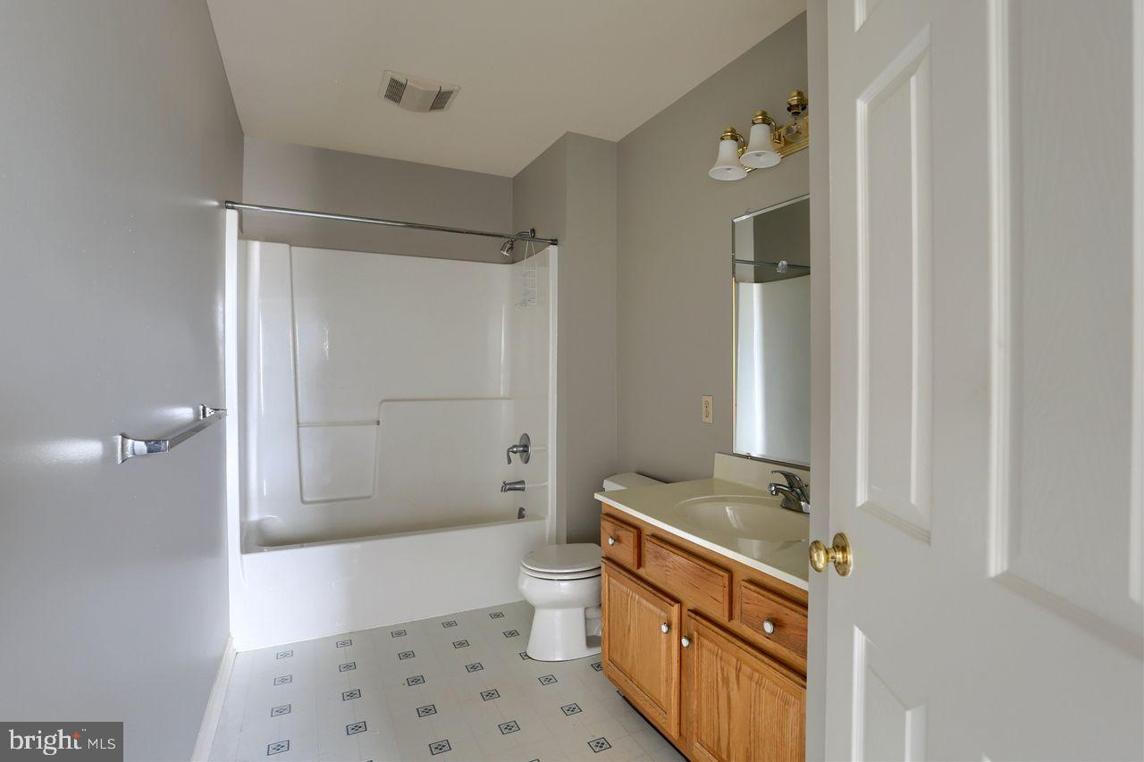 CHAMBERS KNOLL - Residential