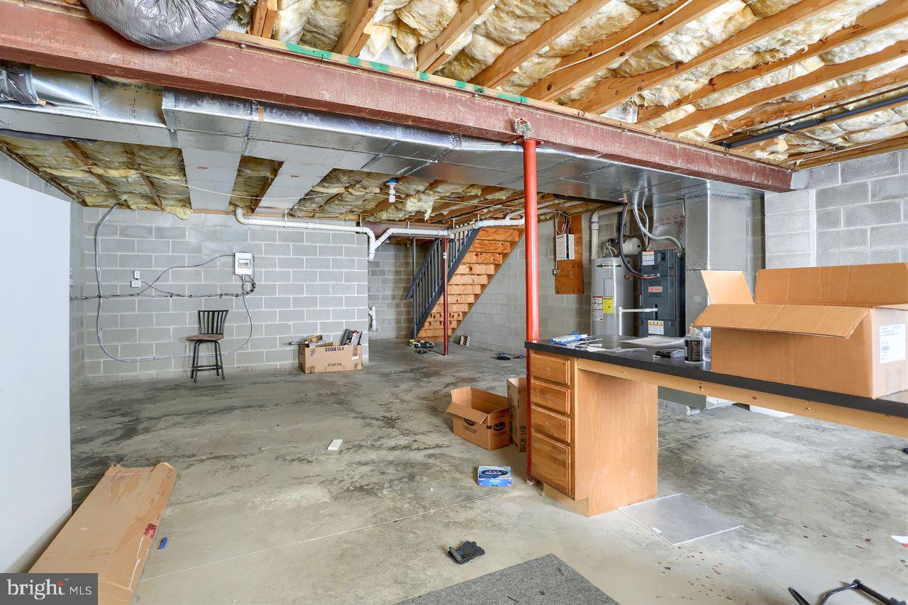 CHAMBERS KNOLL - Residential