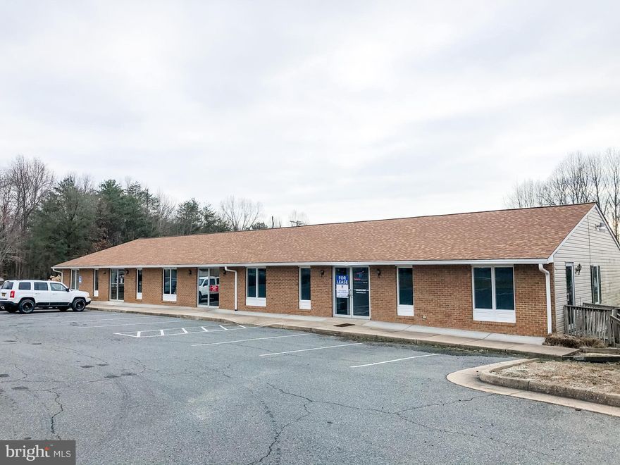 This former dental space is conveniently located with high visibility frontage on Kings Highway with Mary Washington Healthcare Urgent Care and other neighboring medical businesses. Other units available as well. Professional cleaning upon lease signing.