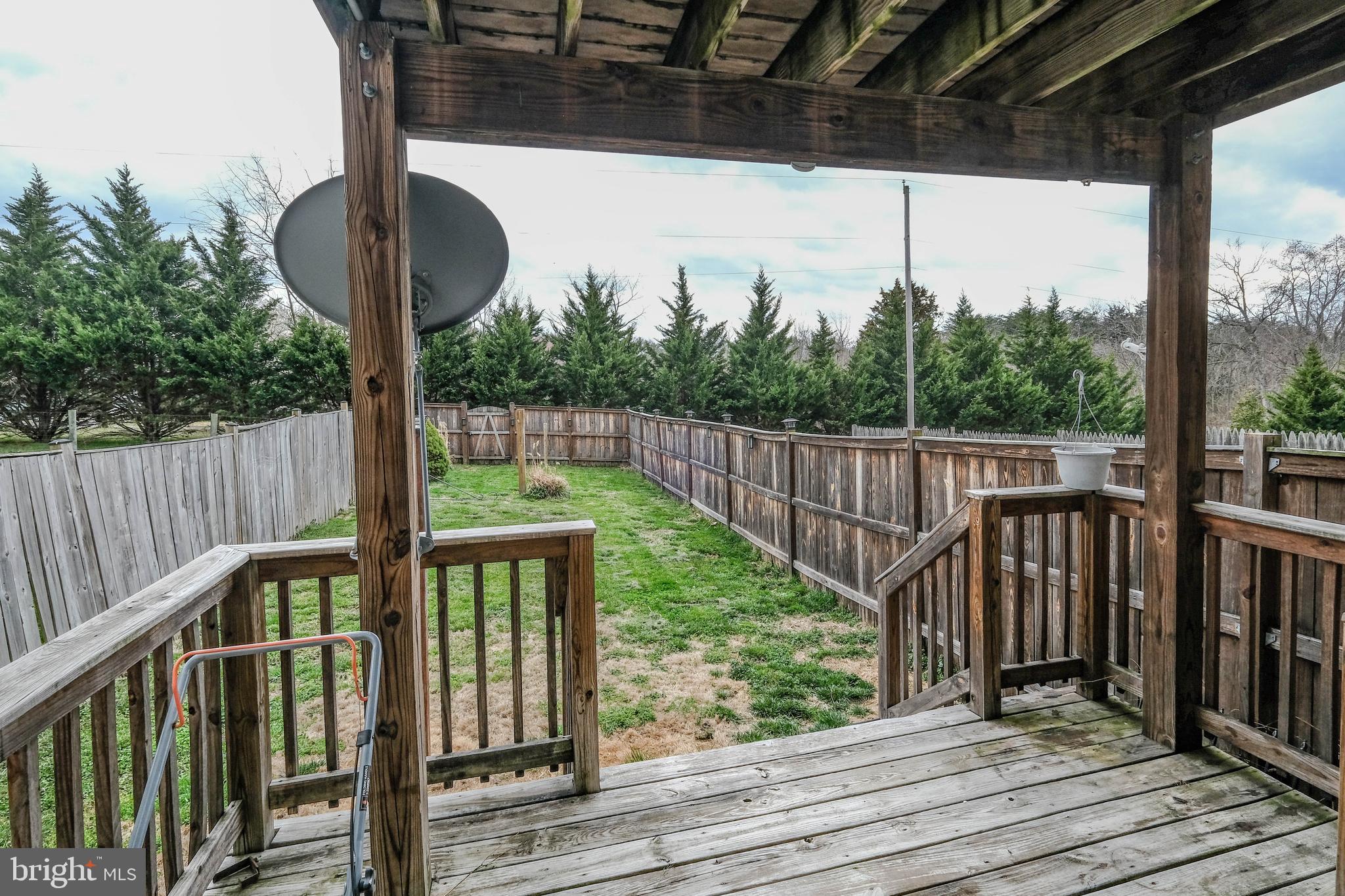 THE TOWNES AT OAKHURST - Residential Lease