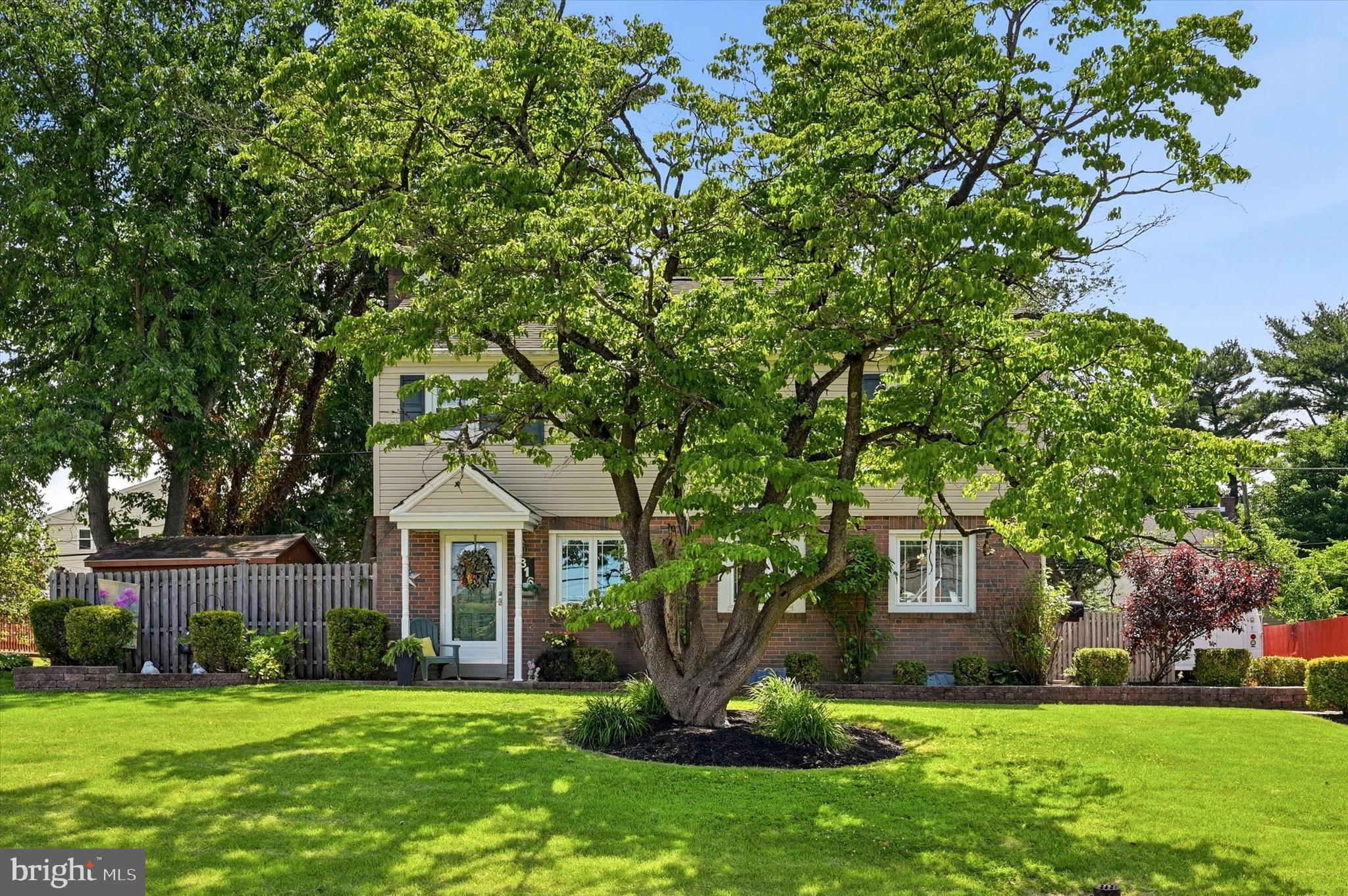 316 E THOMSON AVENUE
