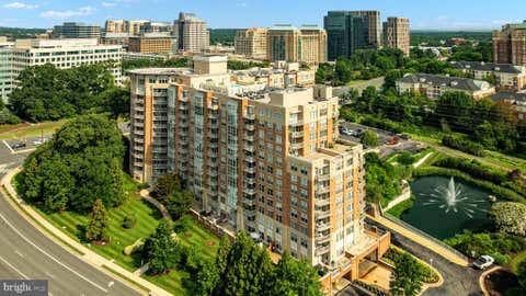 Photo of 11800 Sunset Hills Road #815, RESTON, VA 20190 (MLS # VAFX2326300)