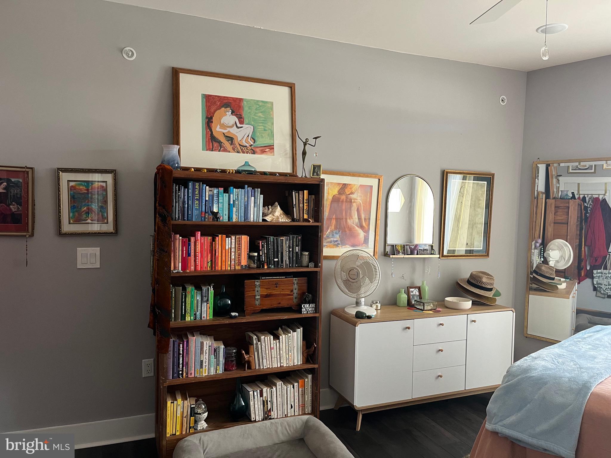 EAST FALLS - Residential Lease