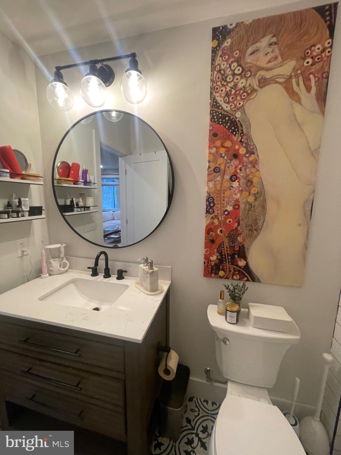 EAST FALLS - Residential Lease