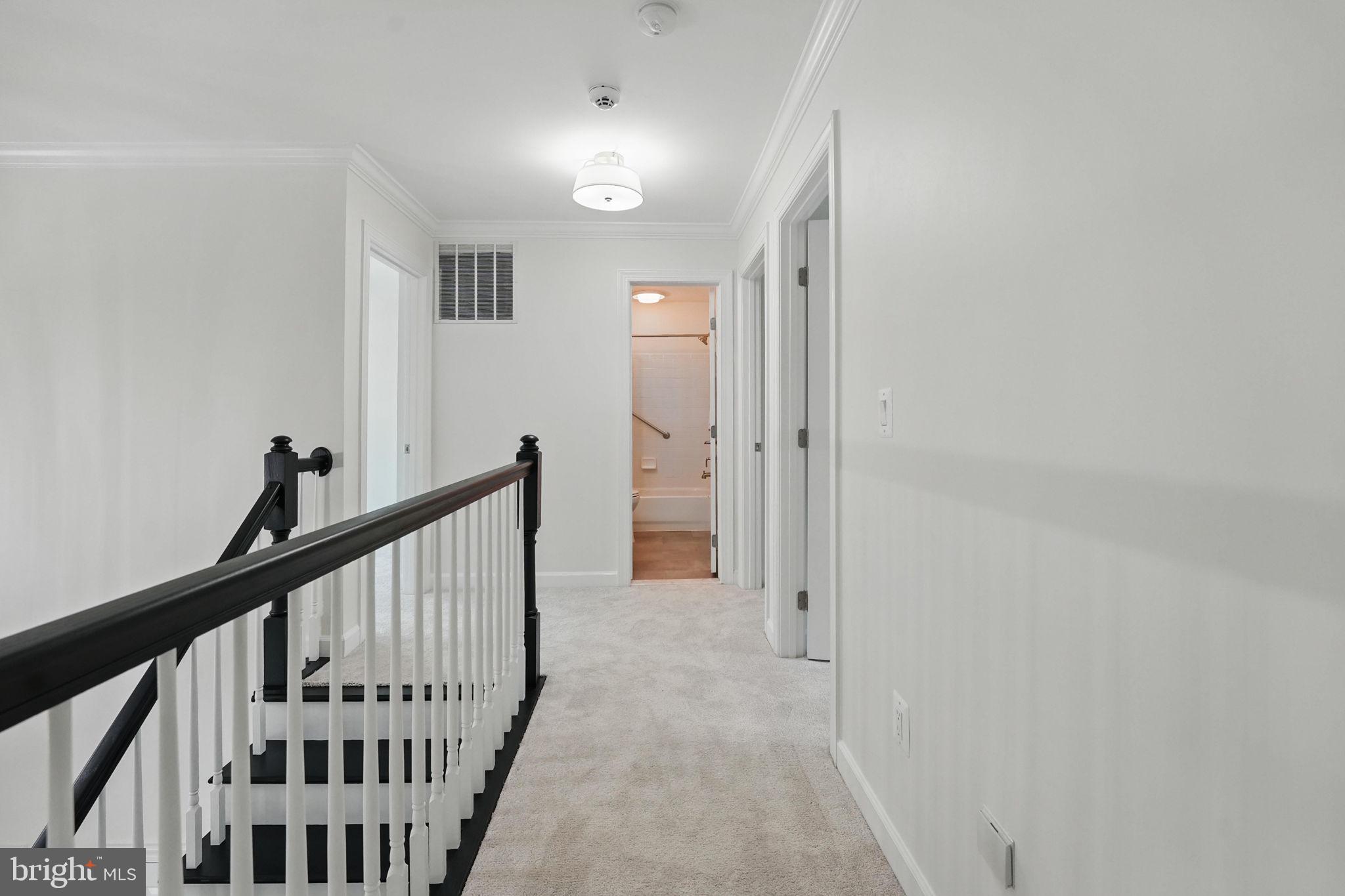 SOUTH RIDING - Residential