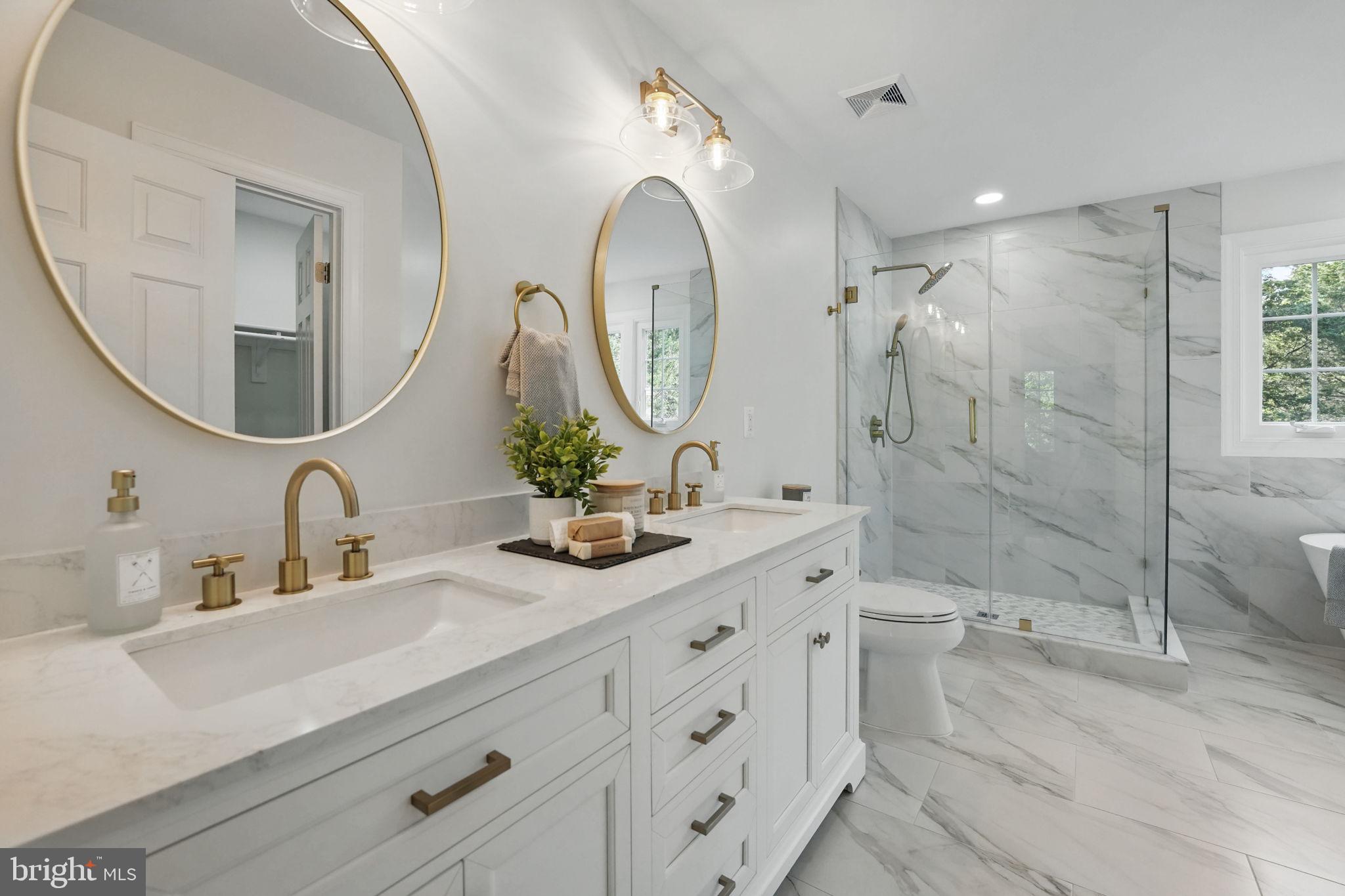 SOUTH RIDING - Residential