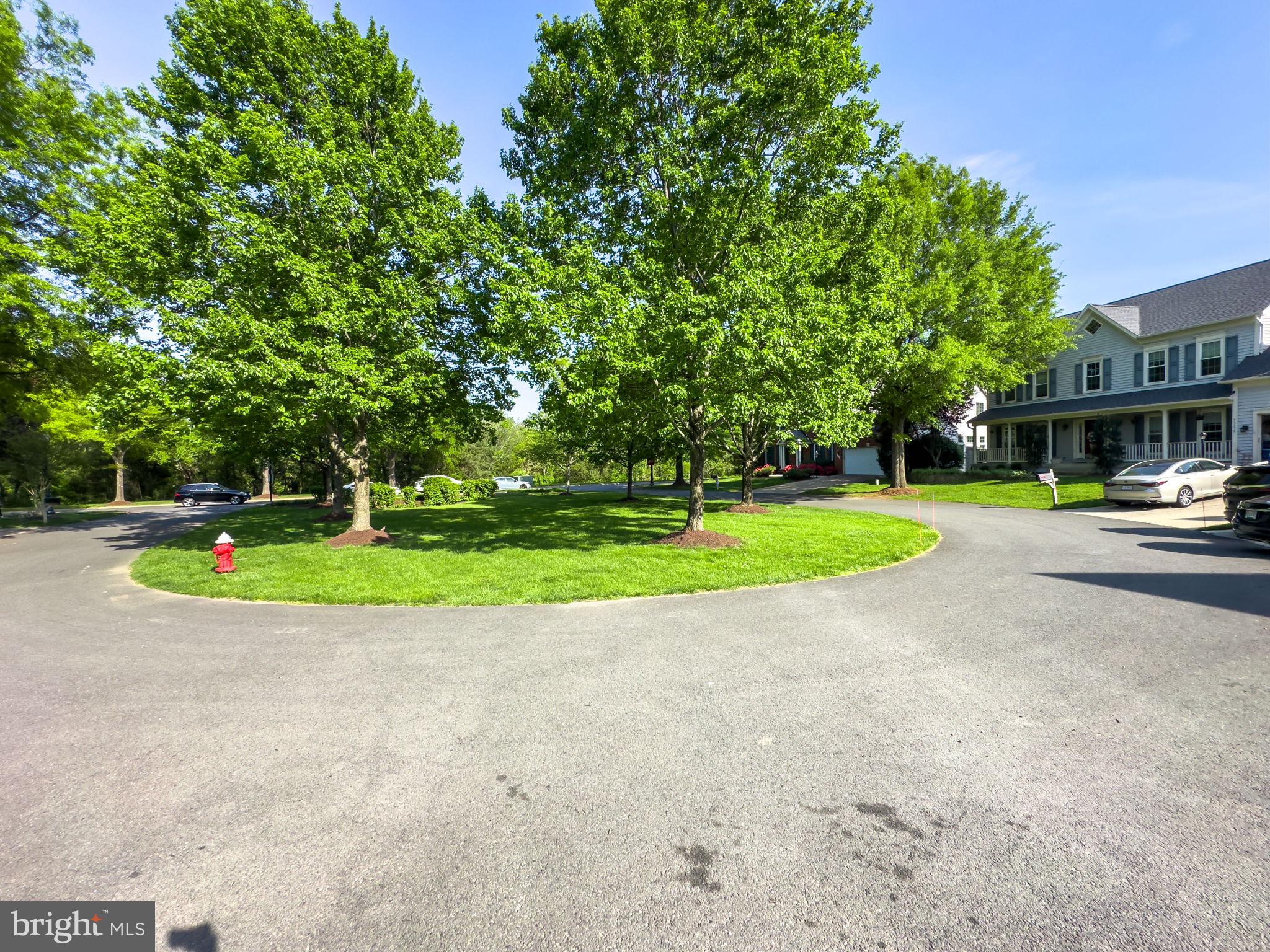 SOUTH RIDING - Residential