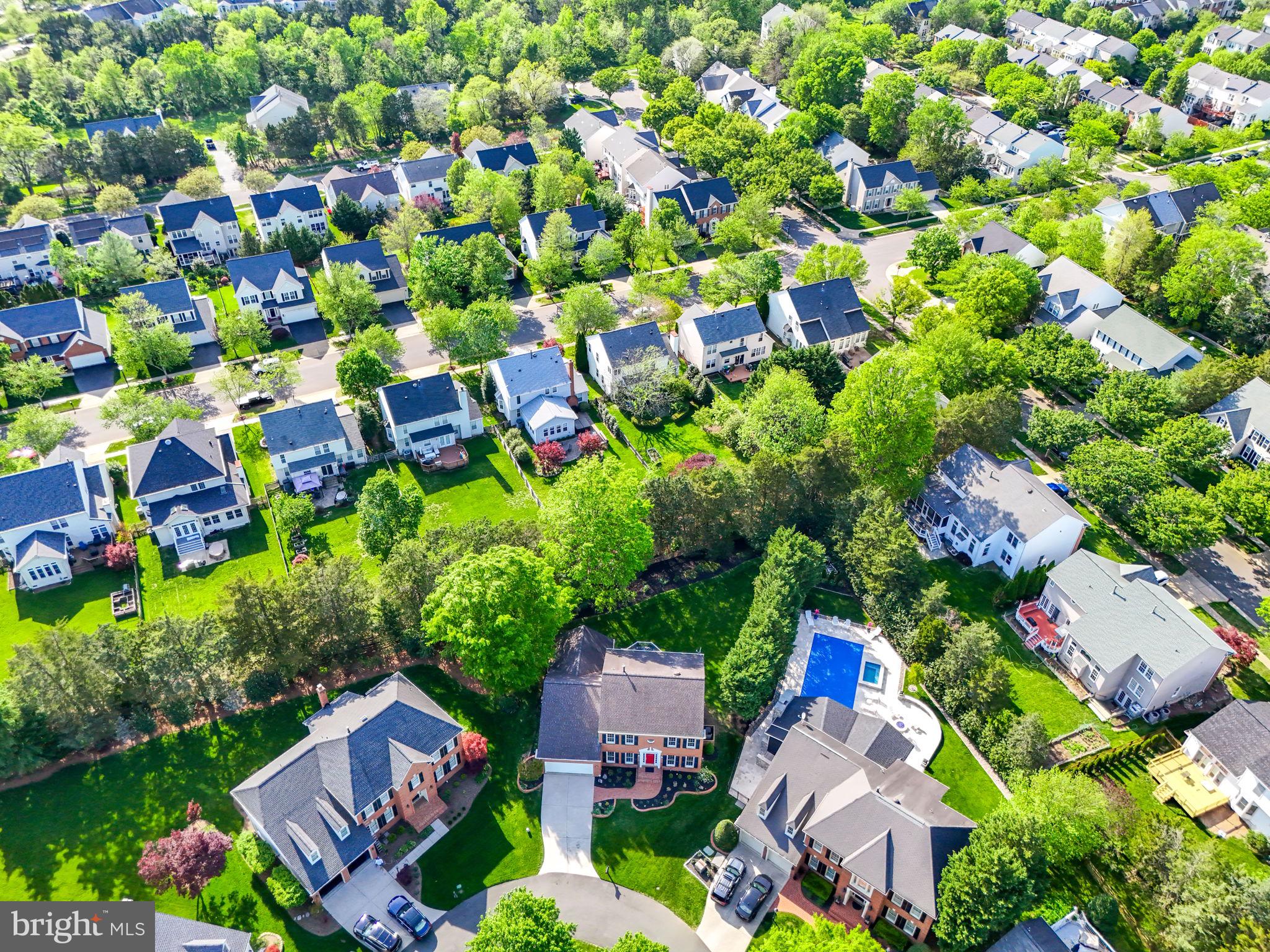 SOUTH RIDING - Residential