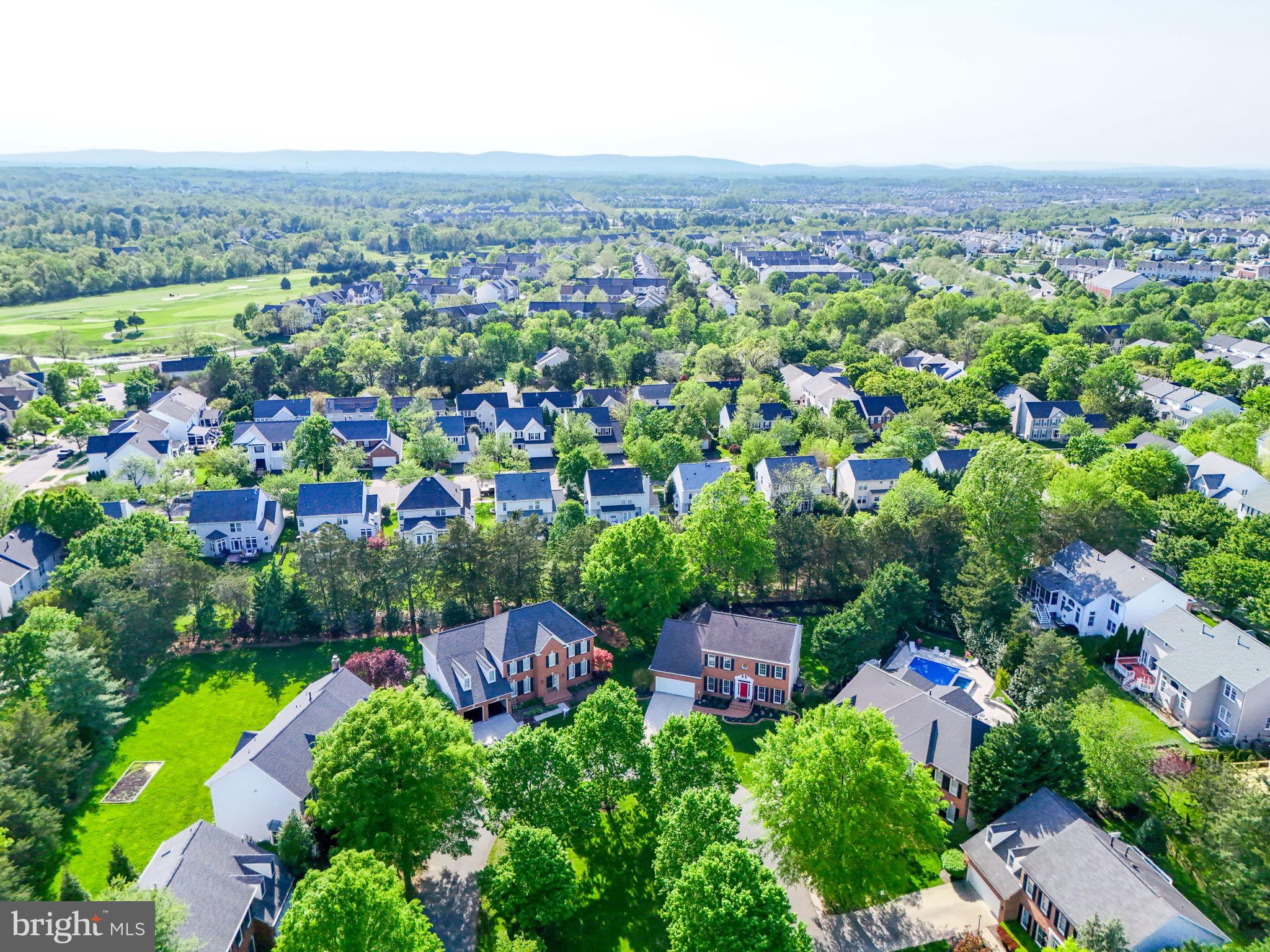 SOUTH RIDING - Residential