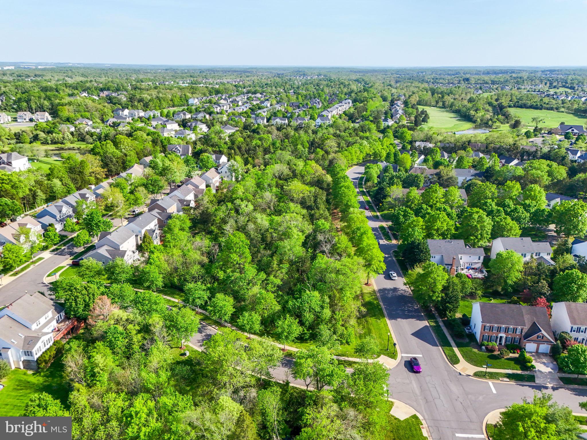 SOUTH RIDING - Residential