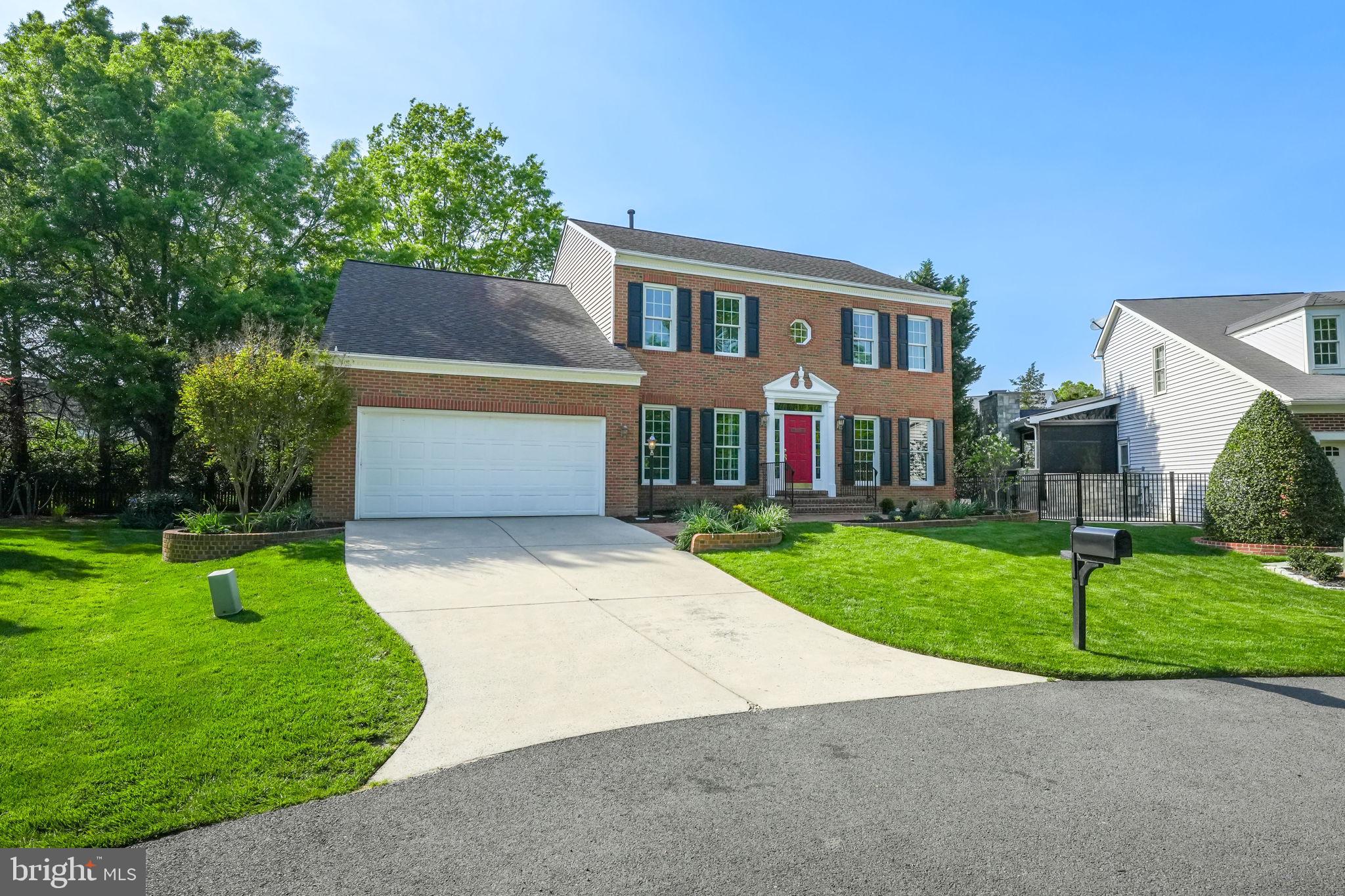 SOUTH RIDING - Residential