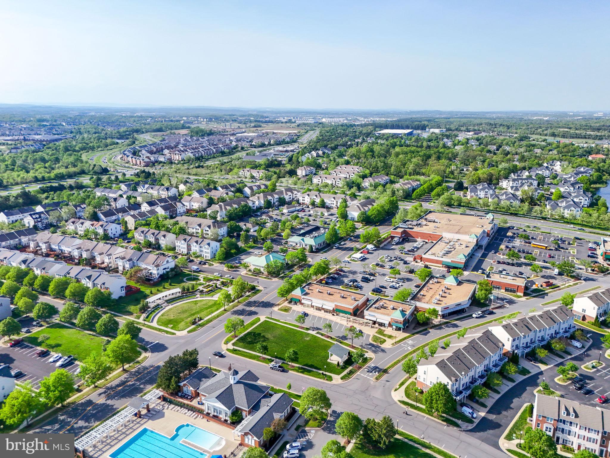 SOUTH RIDING - Residential