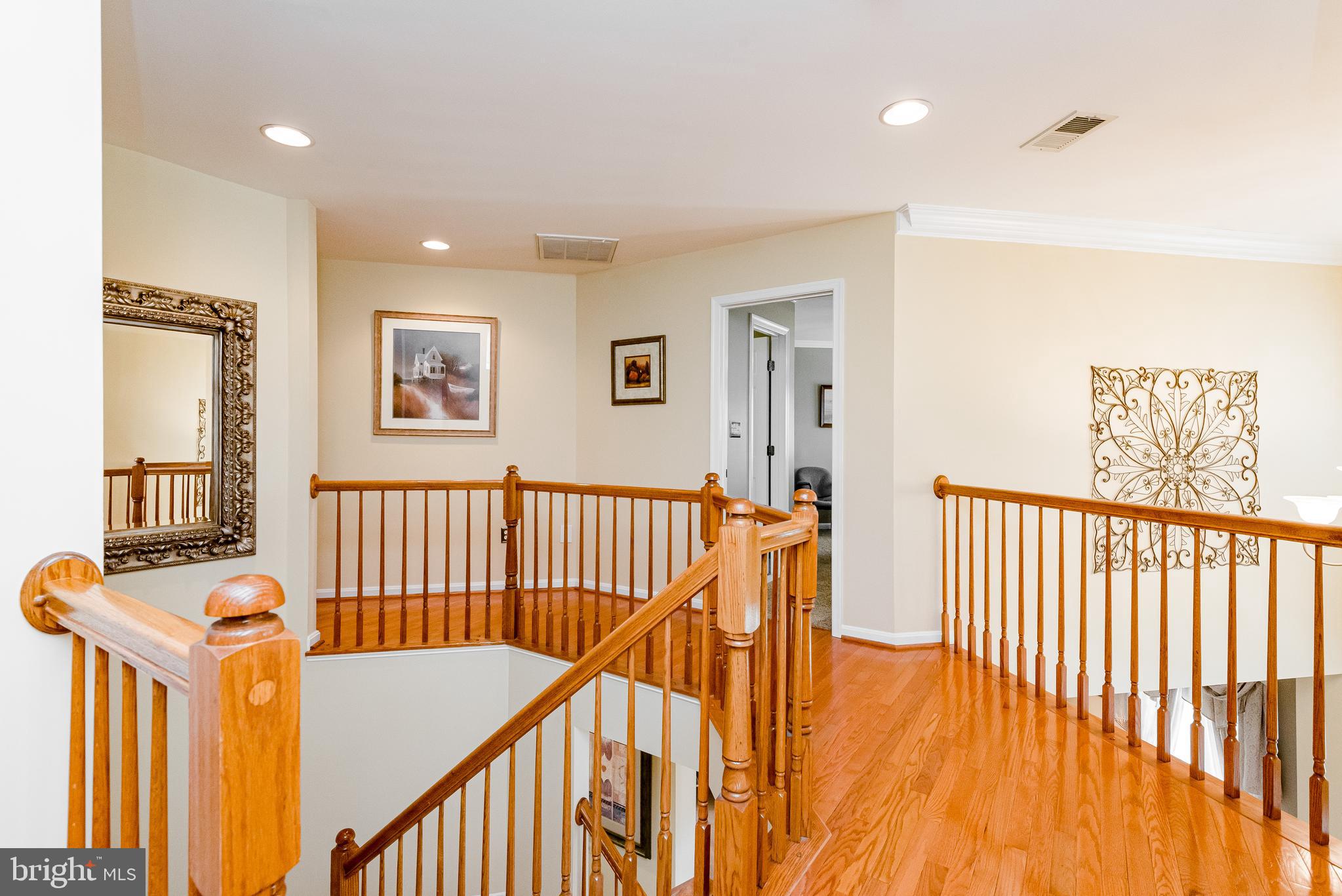 ASHBROOK - Residential